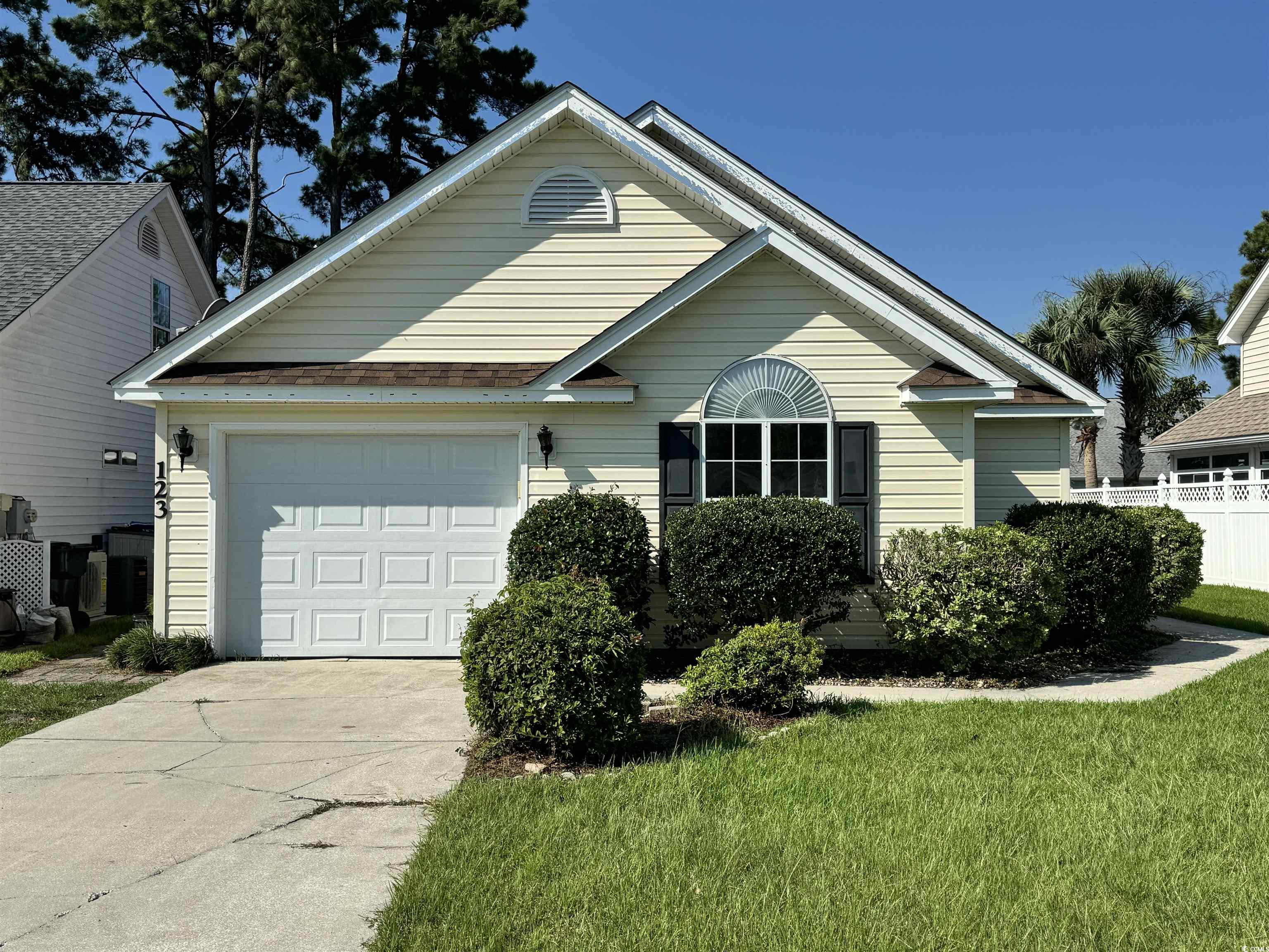 123 Wagon Wheel Ln. Surfside Beach, SC 29575