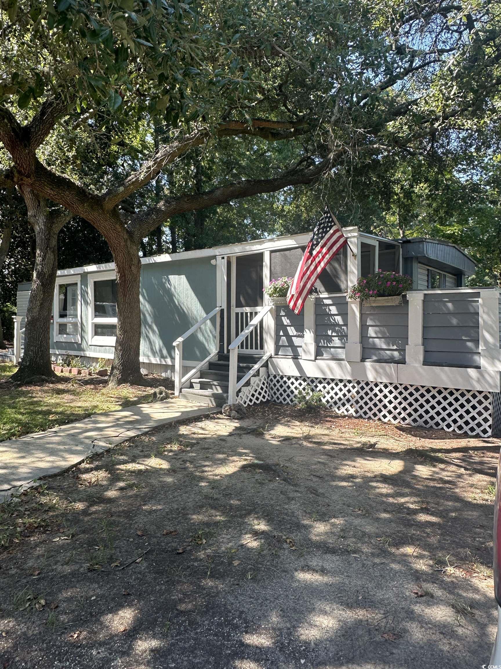 514 Eden Ave. Murrells Inlet, SC 29576