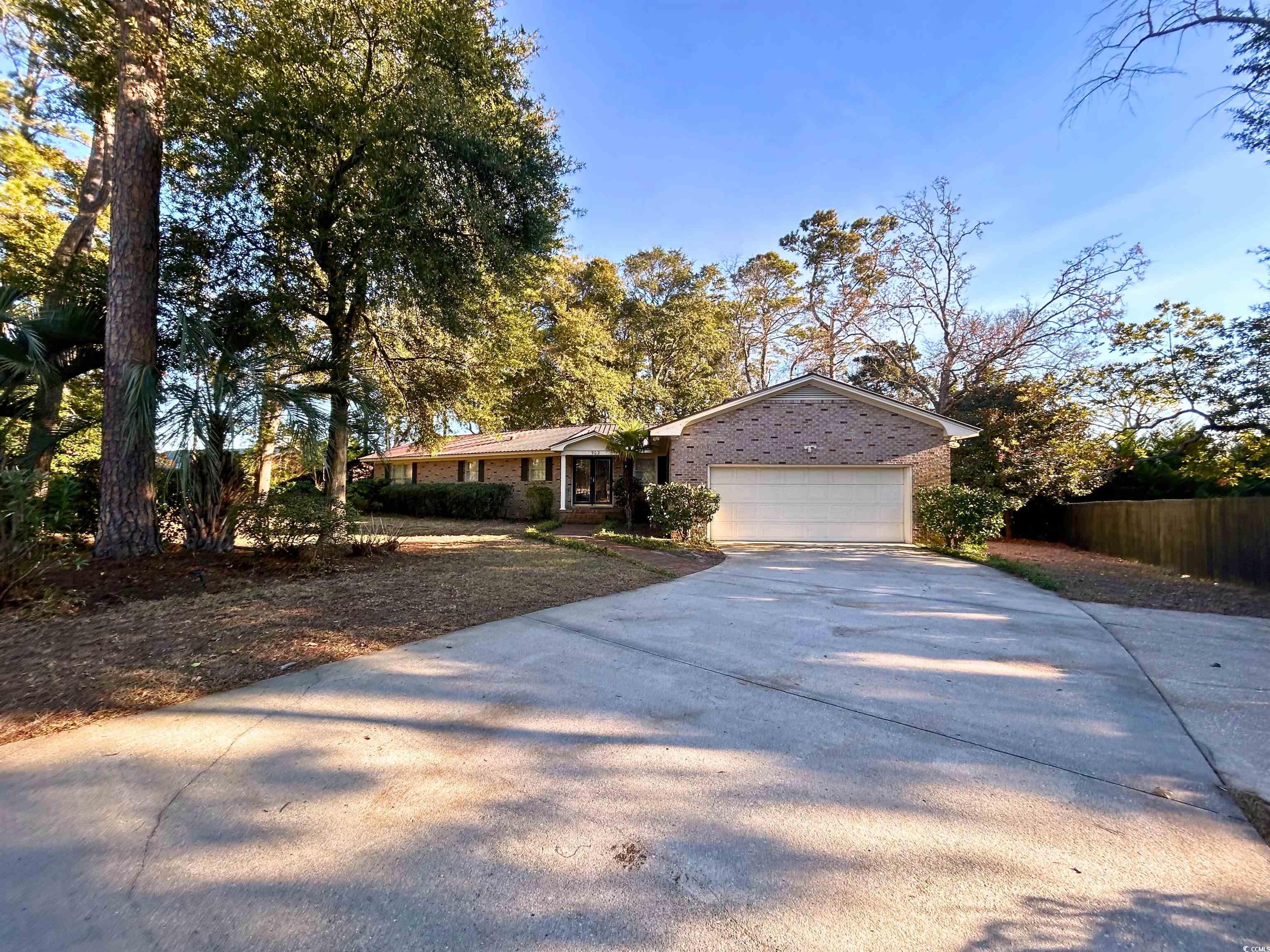 902 N 11th Ave. N North Myrtle Beach, SC 29582