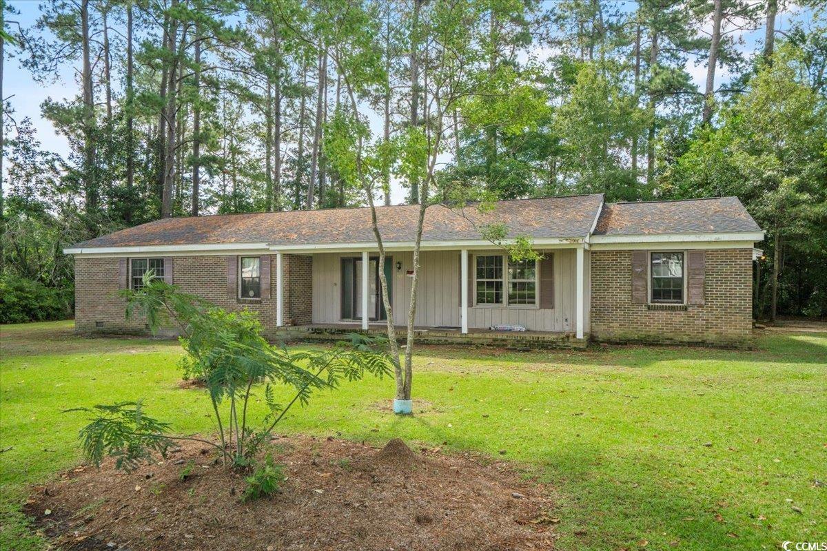 302 Azalea Dr. Mullins, SC 29574