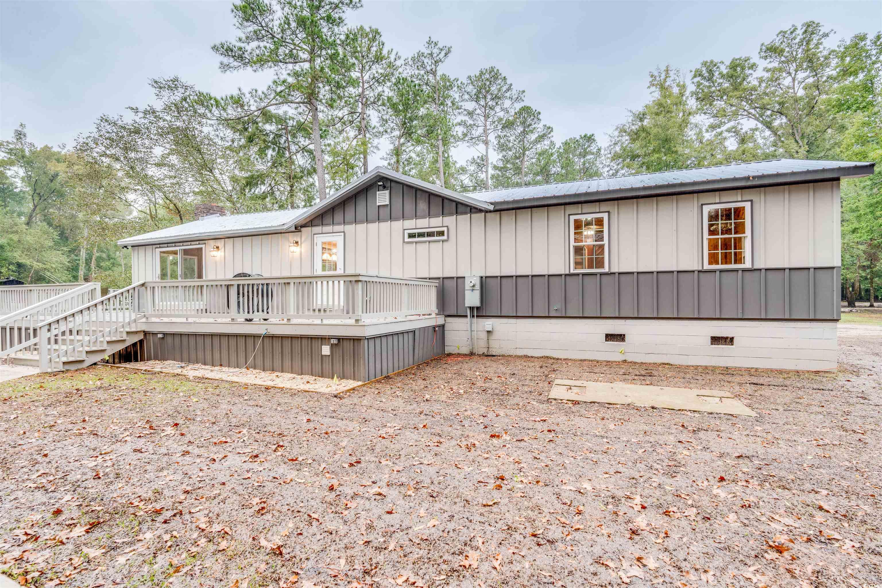7122 Cox Lake Dr. Mullins, SC 29574