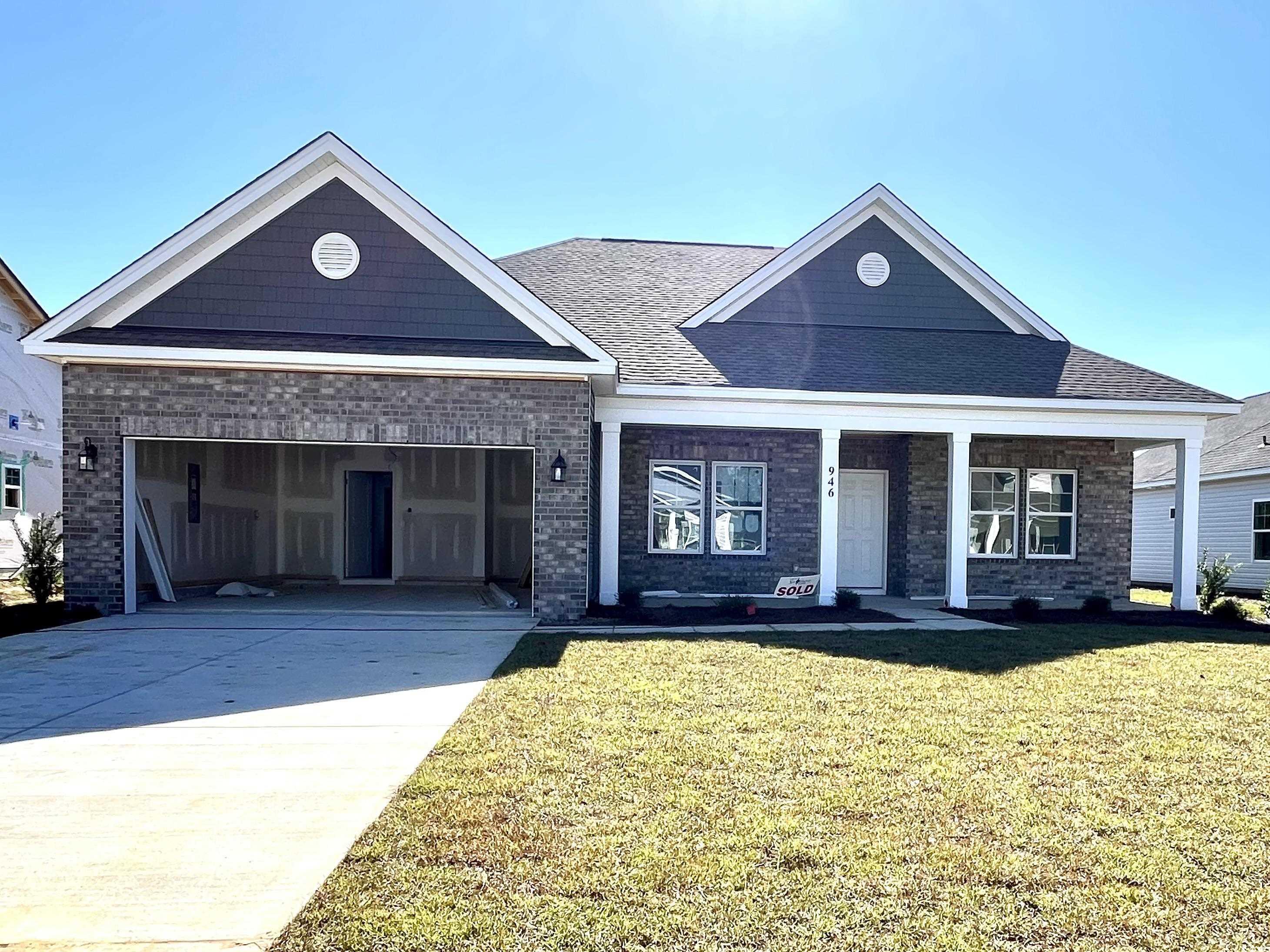 946 Oak Hollow St. Longs, SC 29568