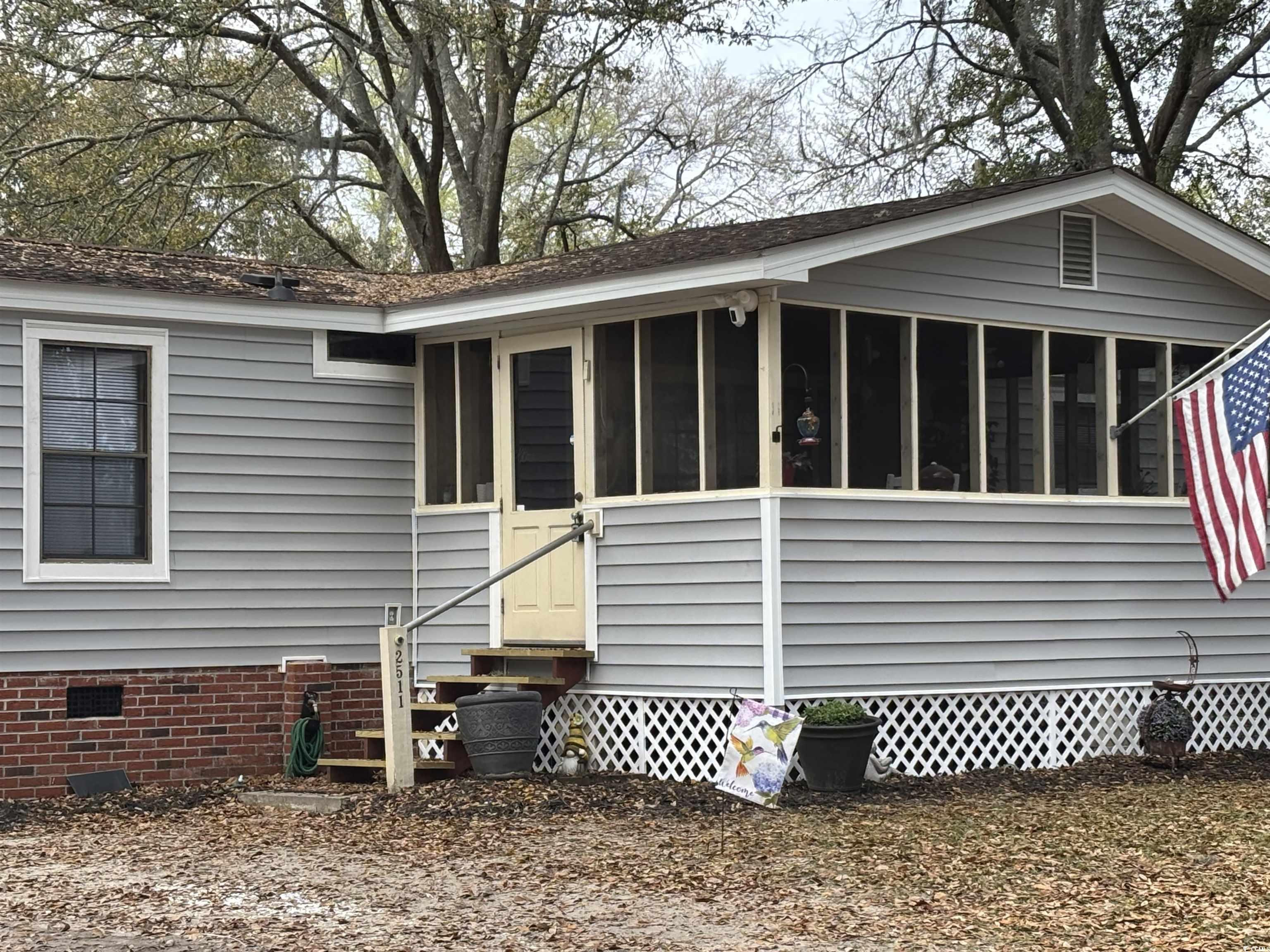 2511 Ye Olde Kings Hwy. North Myrtle Beach, SC 29582