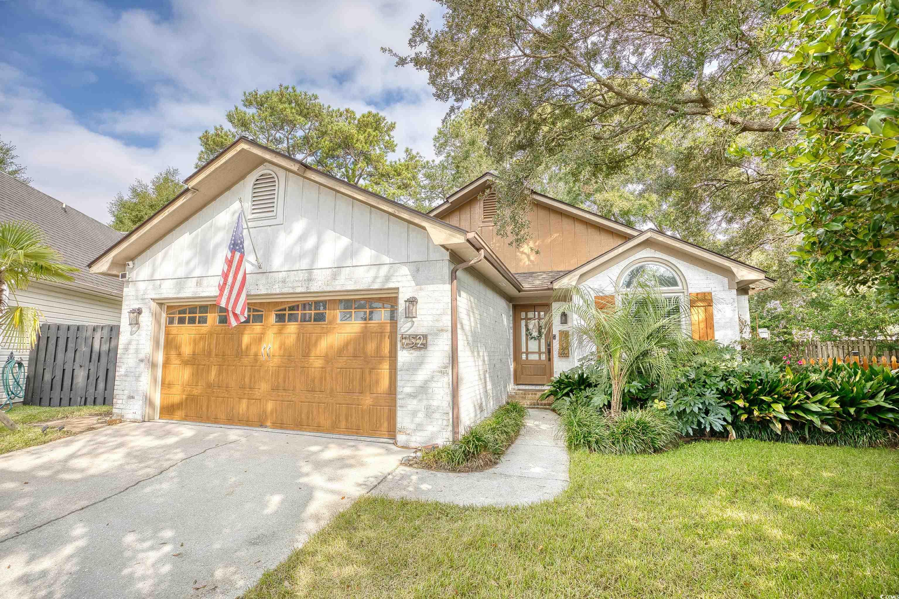 752 Kittiwake Ln. Murrells Inlet, SC 29576