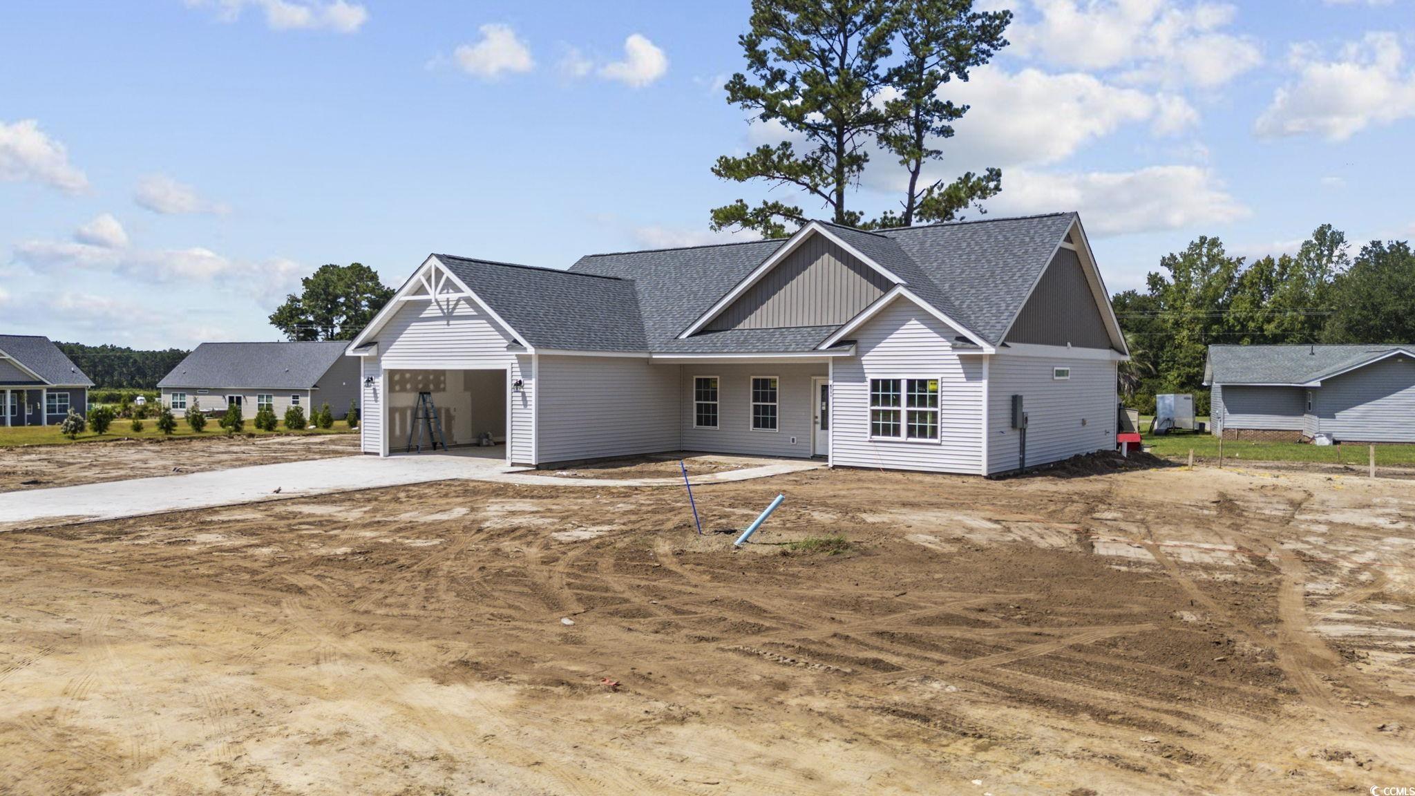 1904 Bluebird Rd. Loris, SC 29569