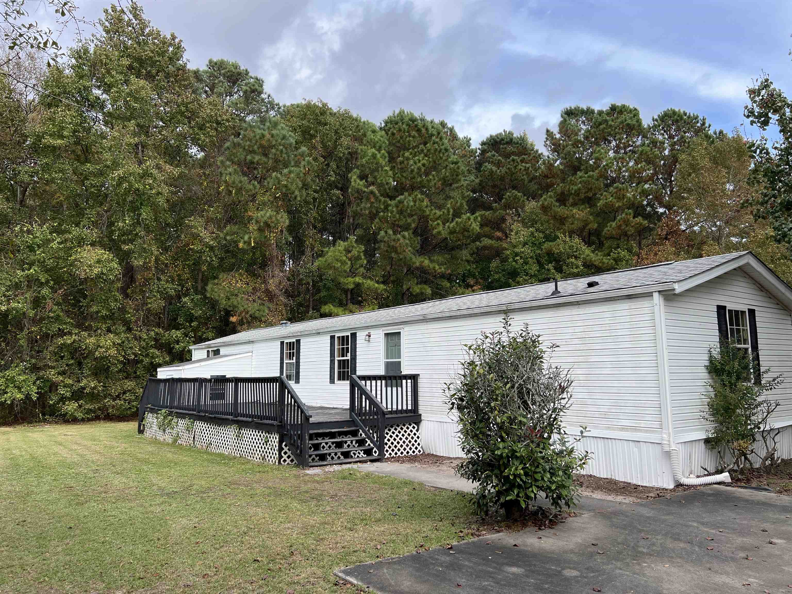 879 Old Magnolia Dr. Conway, SC 29526