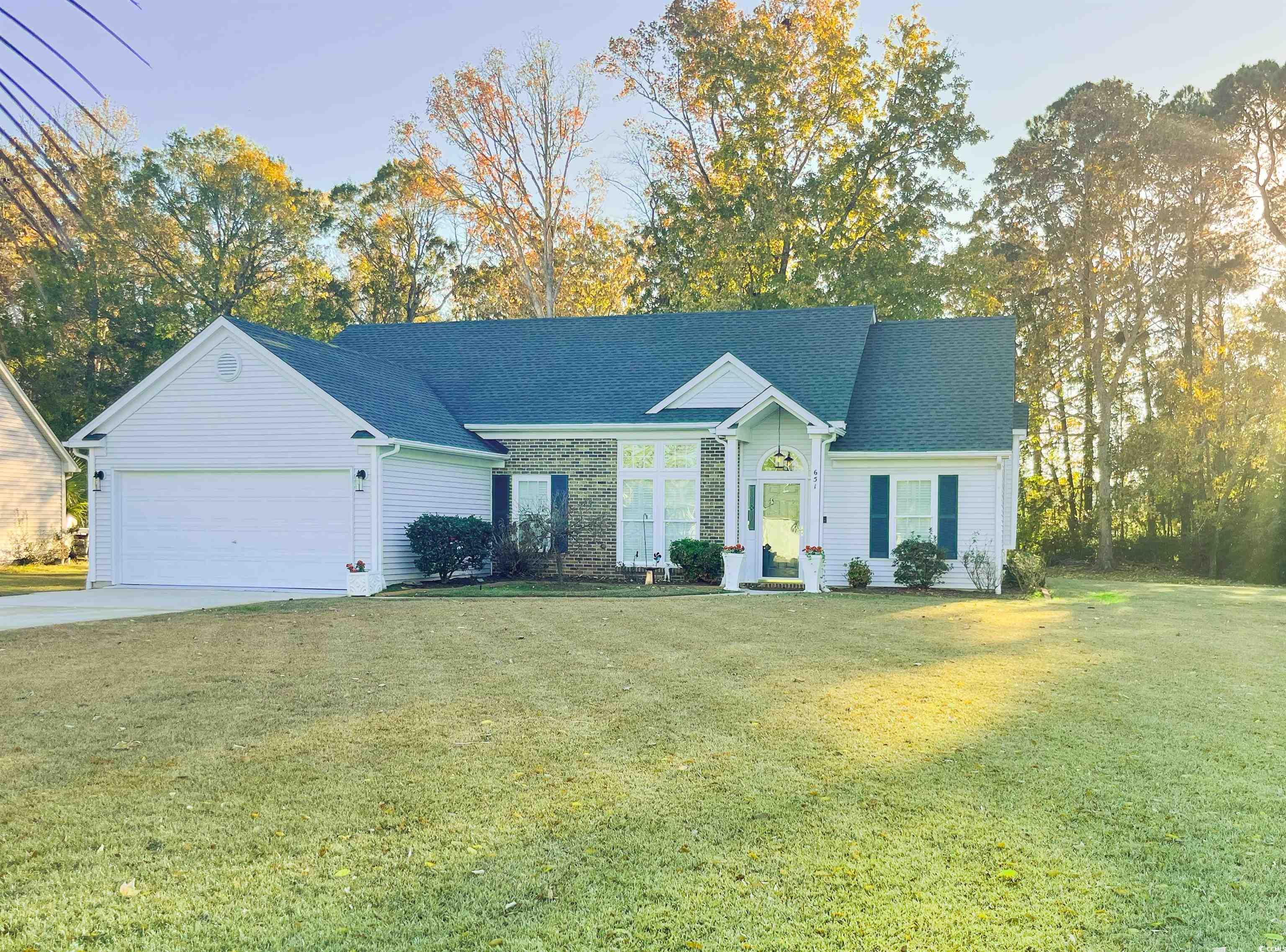 651 Bluebird Ln. Murrells Inlet, SC 29576