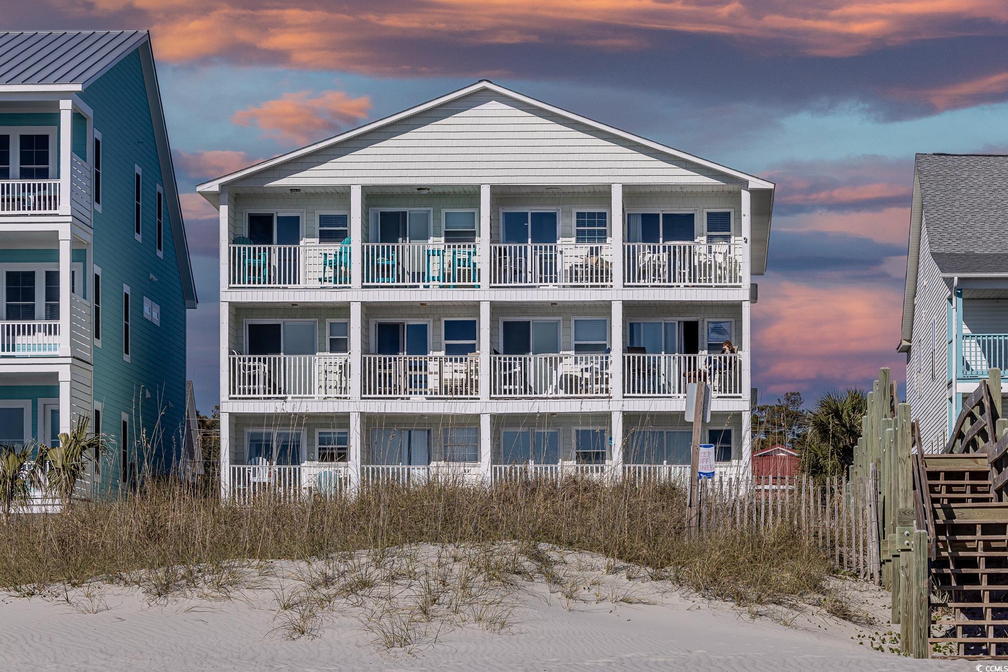 909 S Ocean Blvd. UNIT #301 North Myrtle Beach, SC 29582