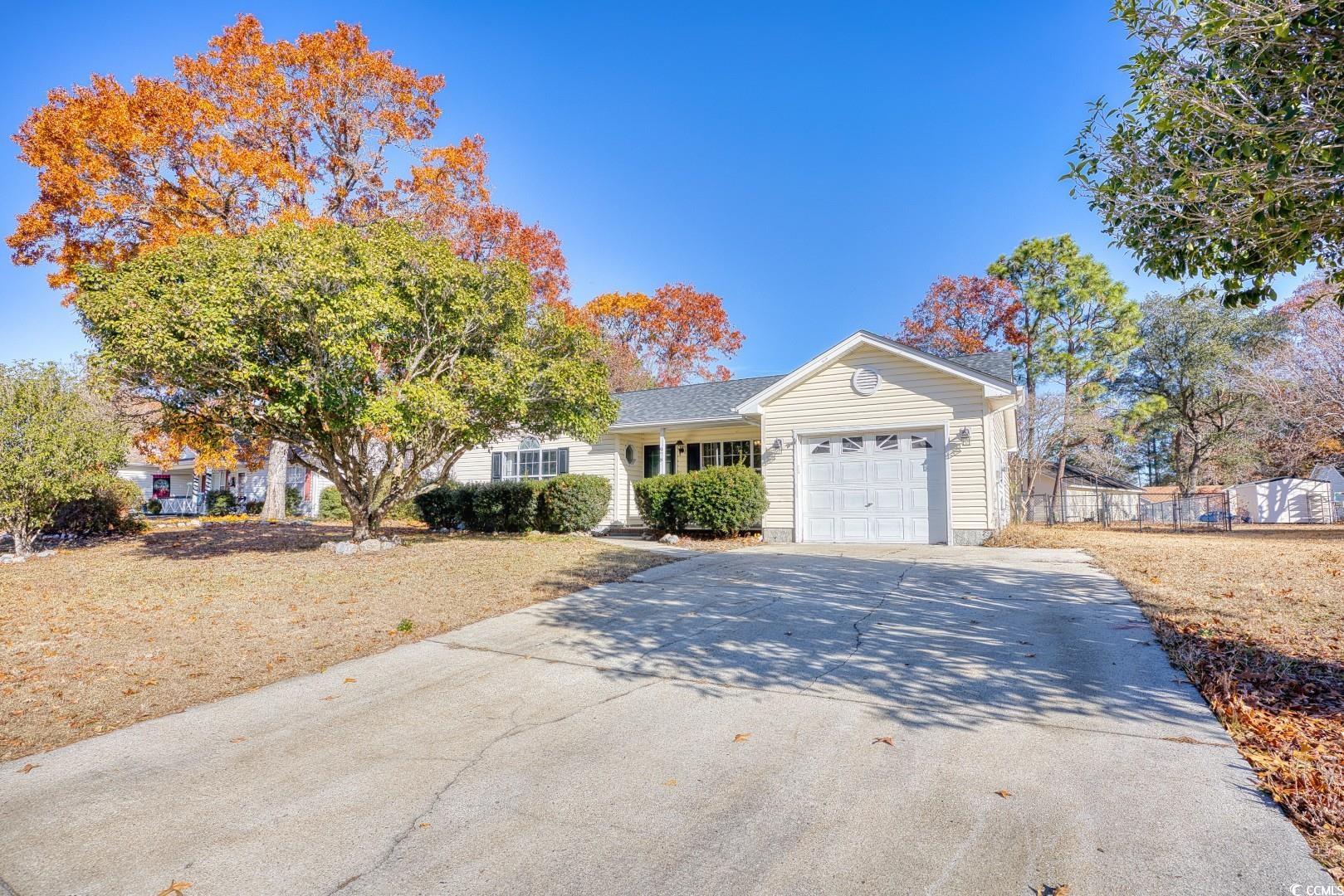 978 Castlewood Dr. Conway, SC 29526