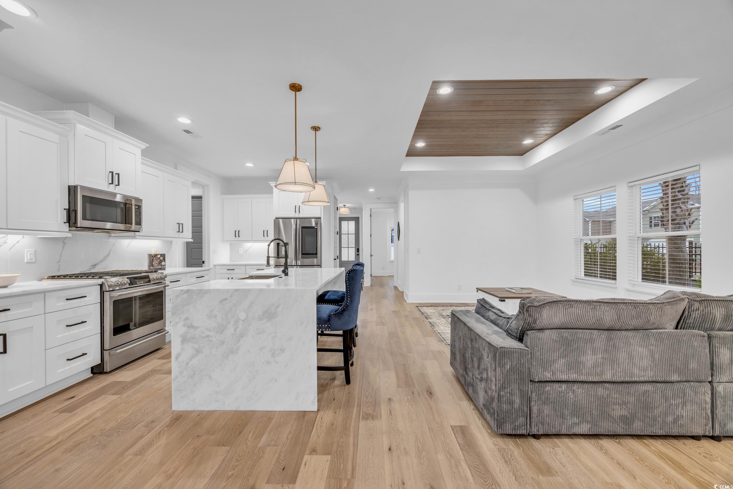 6703 Ocean Breeze Loop