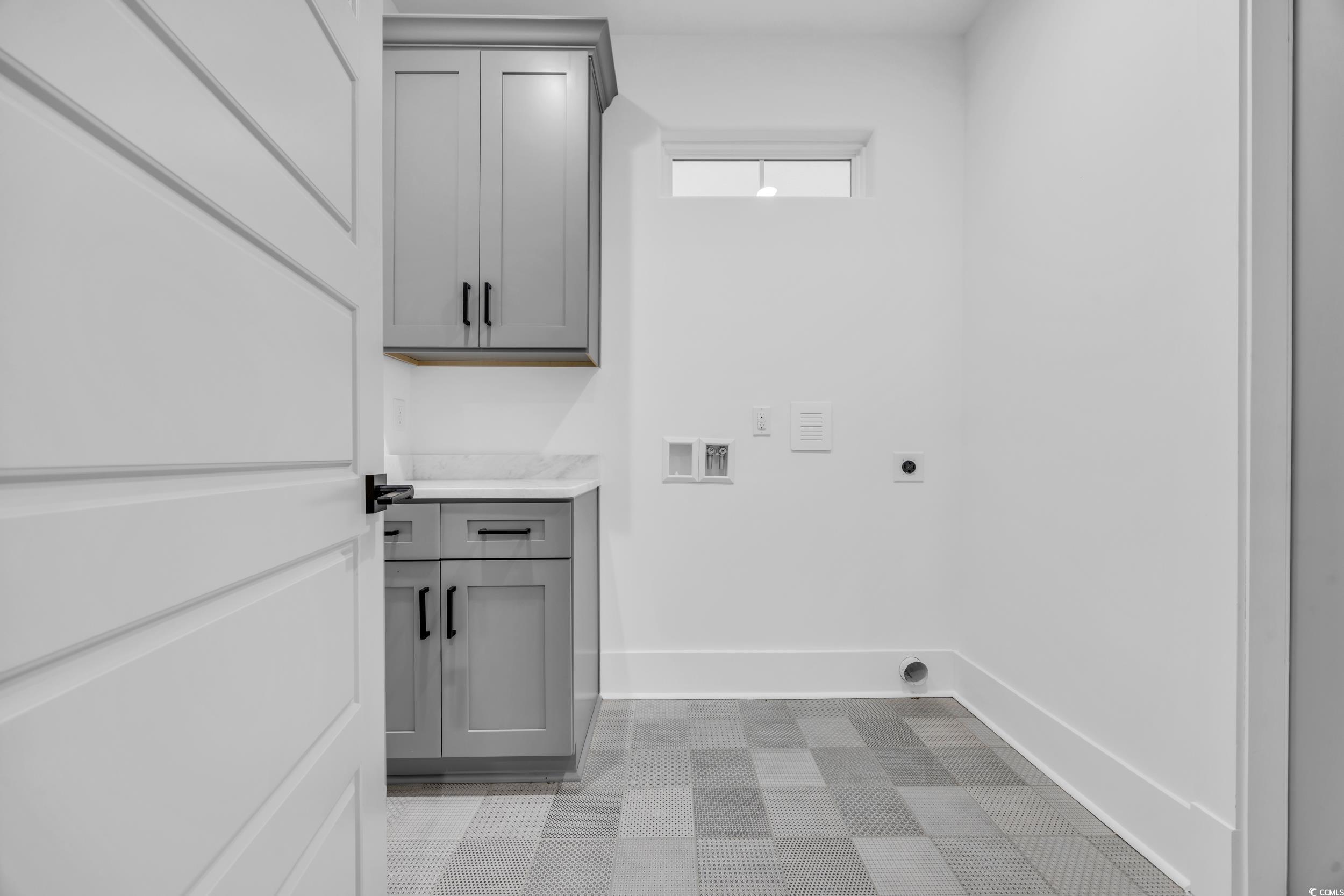 6703 Ocean Breeze Loop