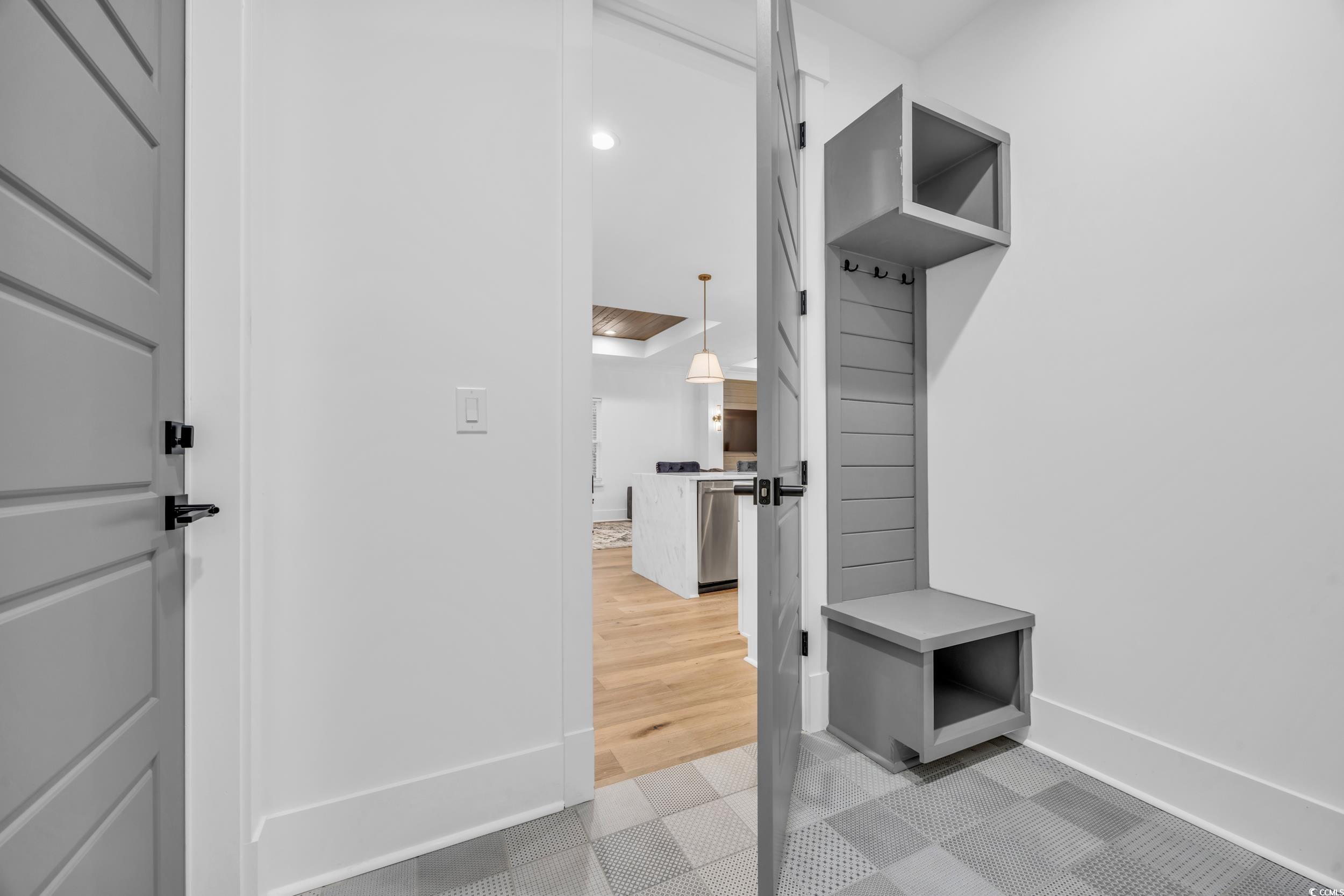 6703 Ocean Breeze Loop