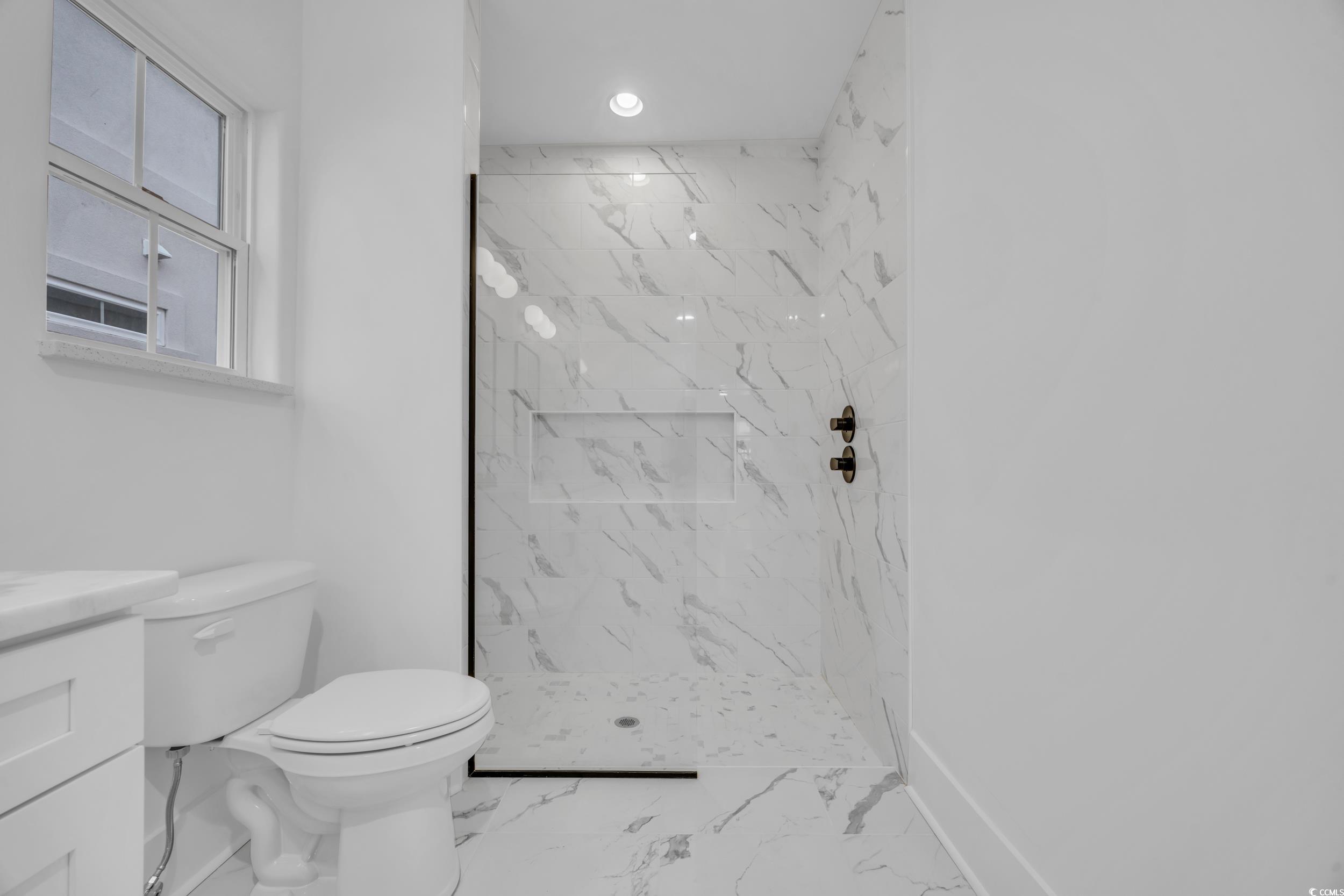 6703 Ocean Breeze Loop