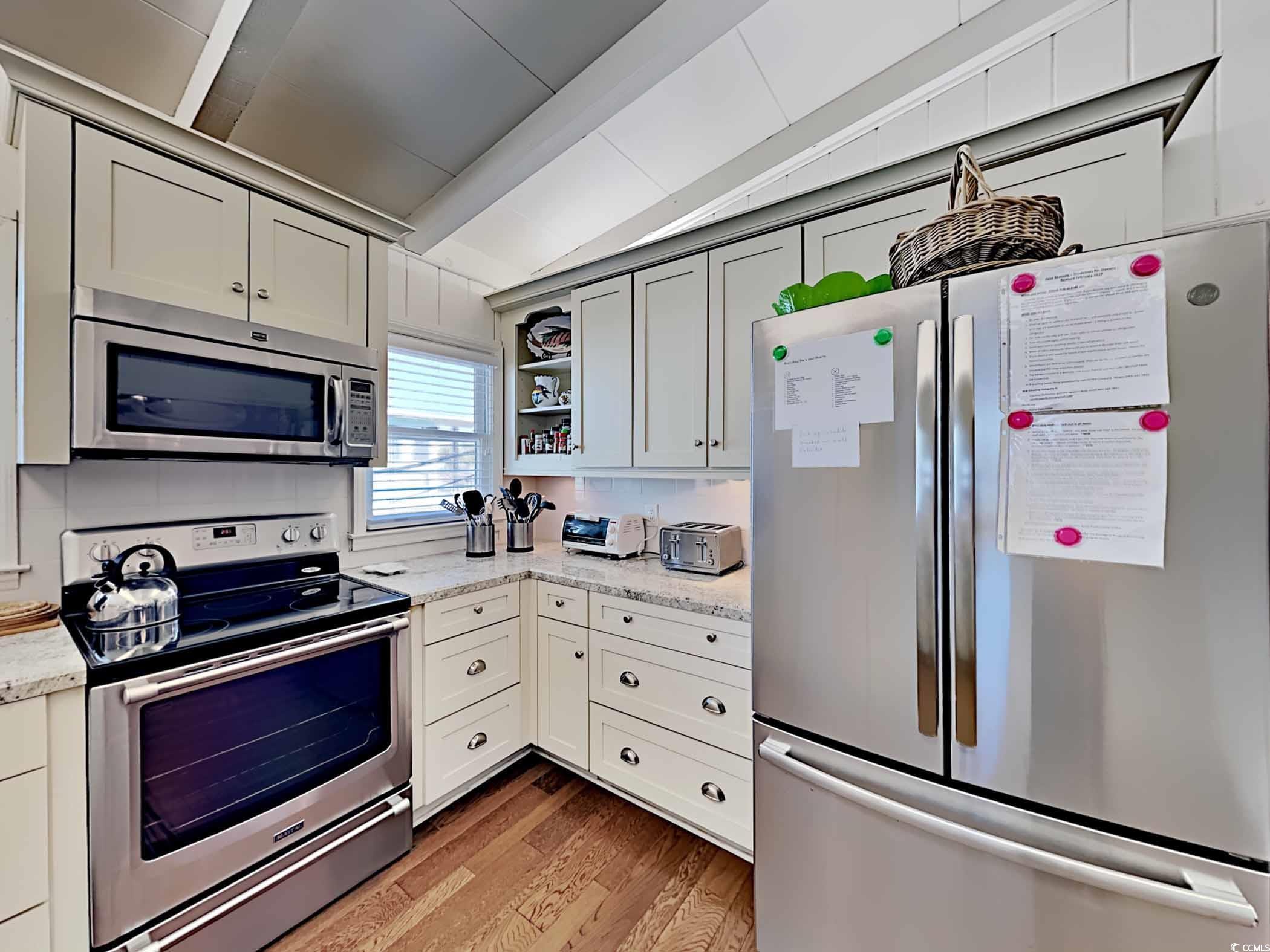 102 Seaview Loop Pawleys Island, SC 29585