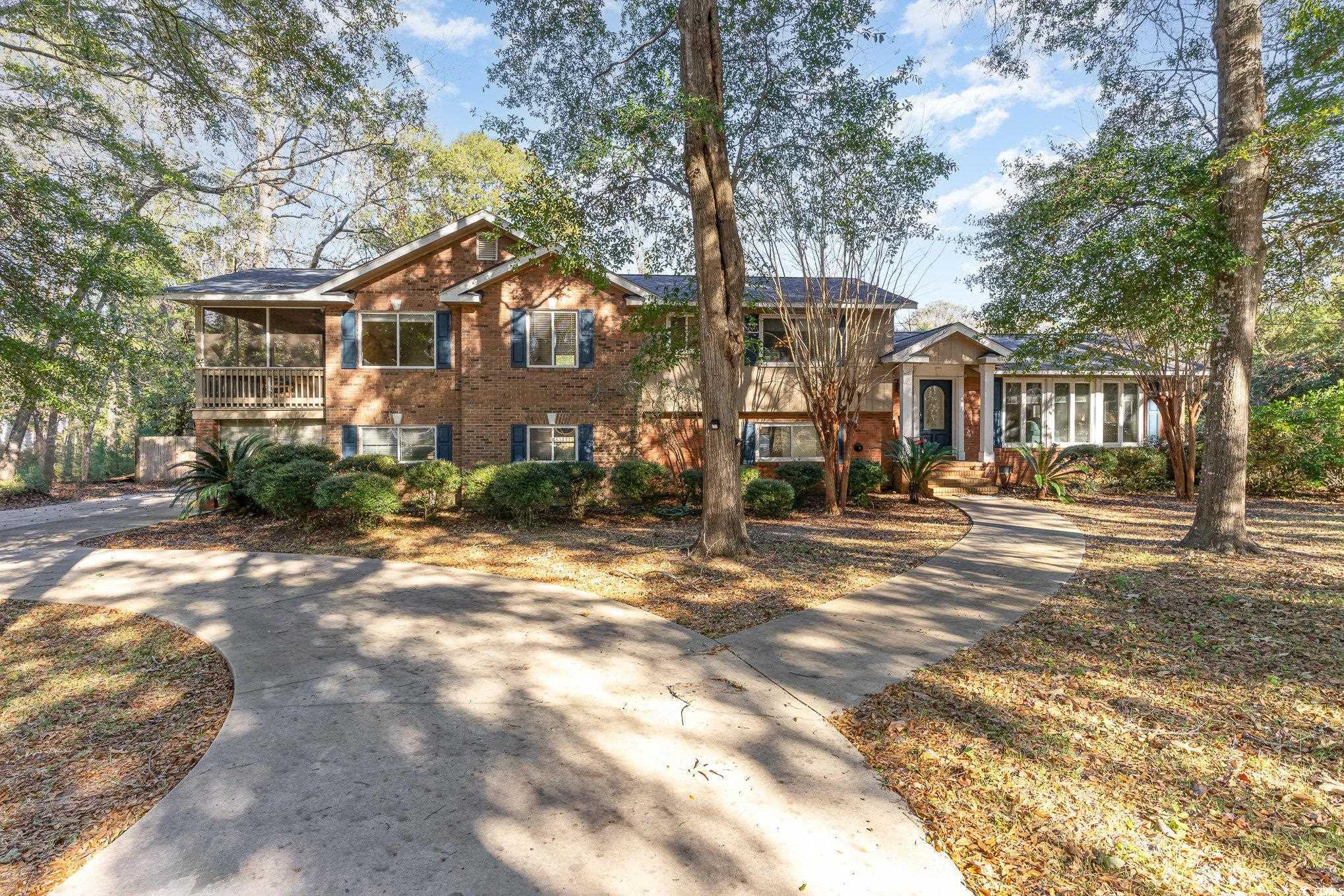 4351 Lakeside Dr. Little River, SC 29566