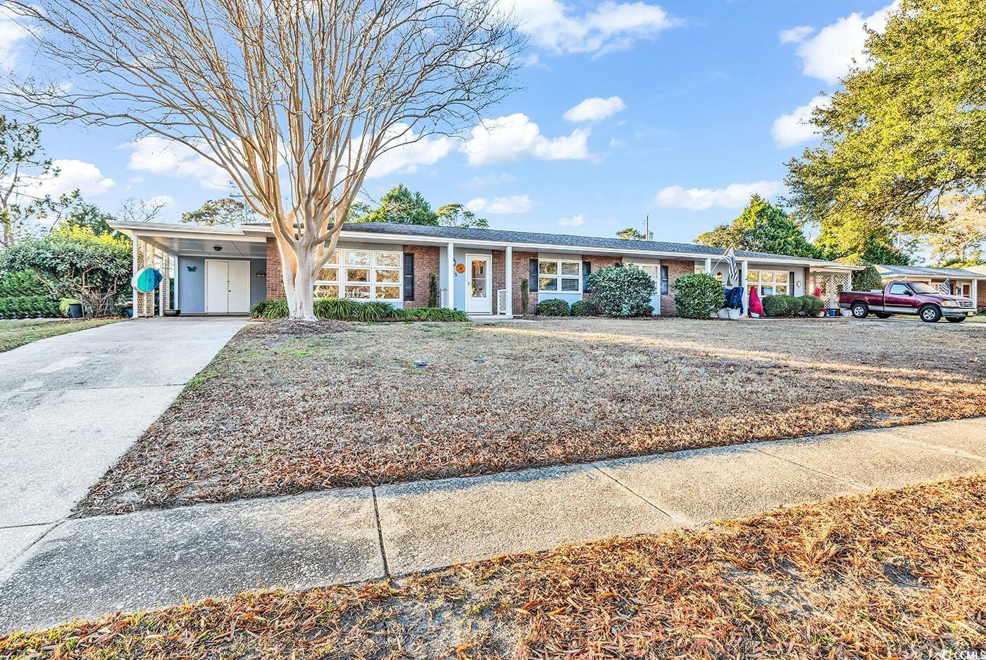 645 Redwood Ave. Myrtle Beach, SC 29577