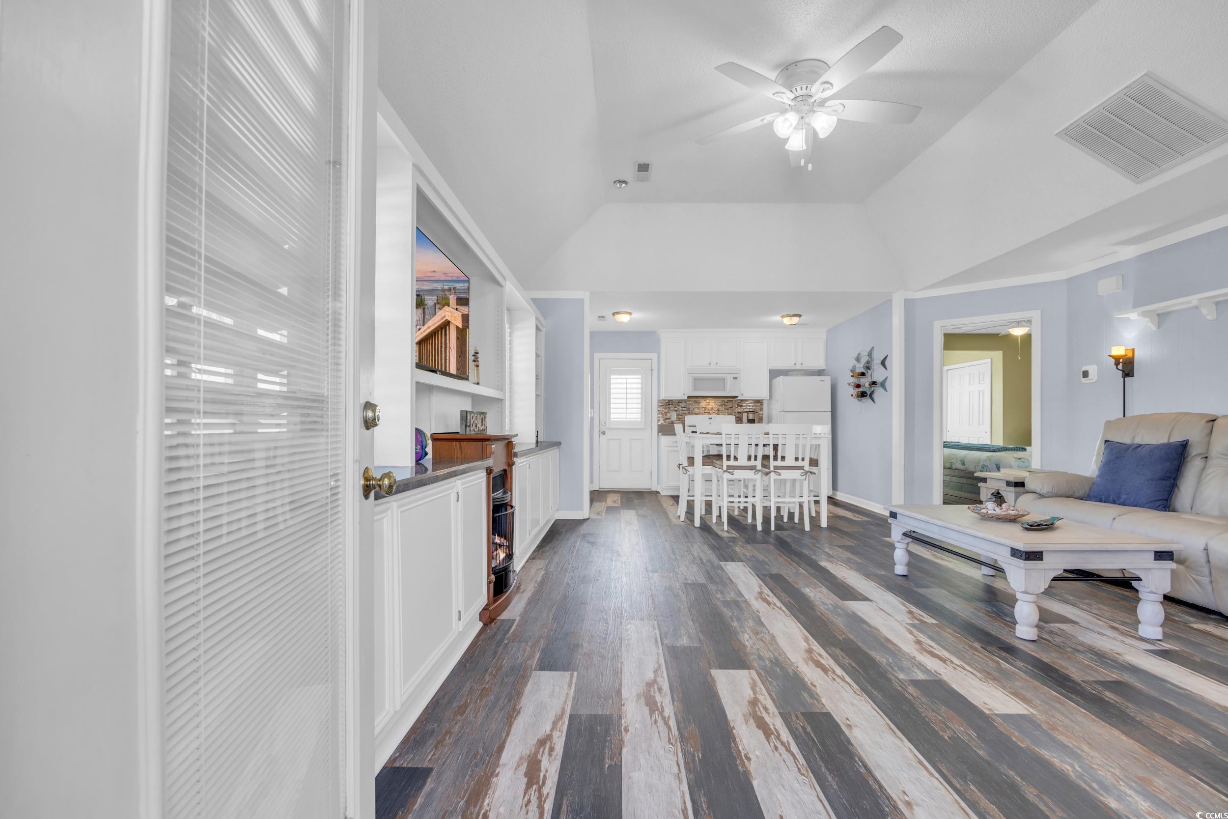 820 9th Ave. S
