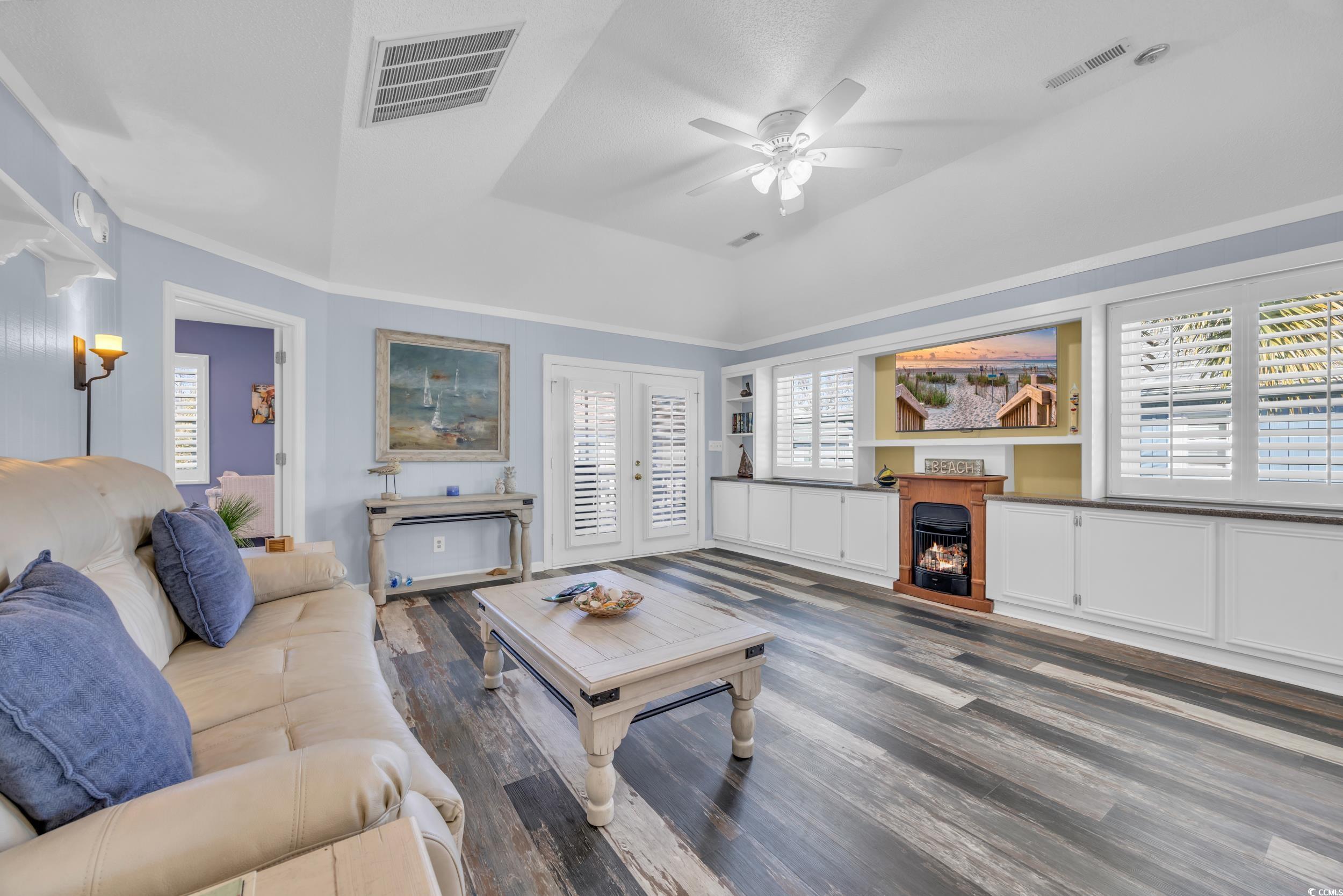 820 9th Ave. S