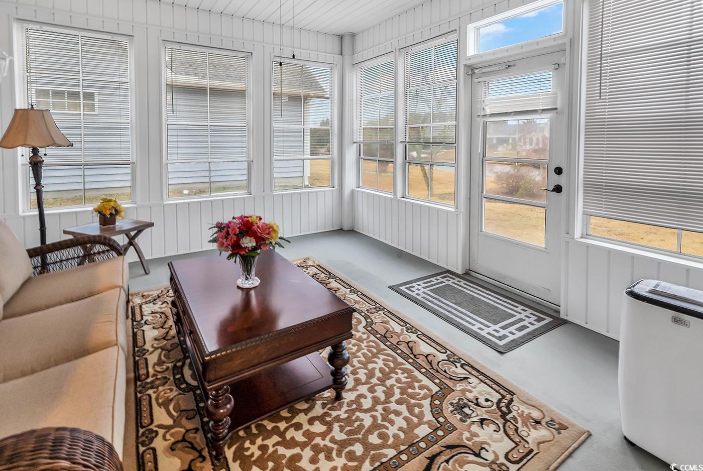 541 Sand Ridge Rd.