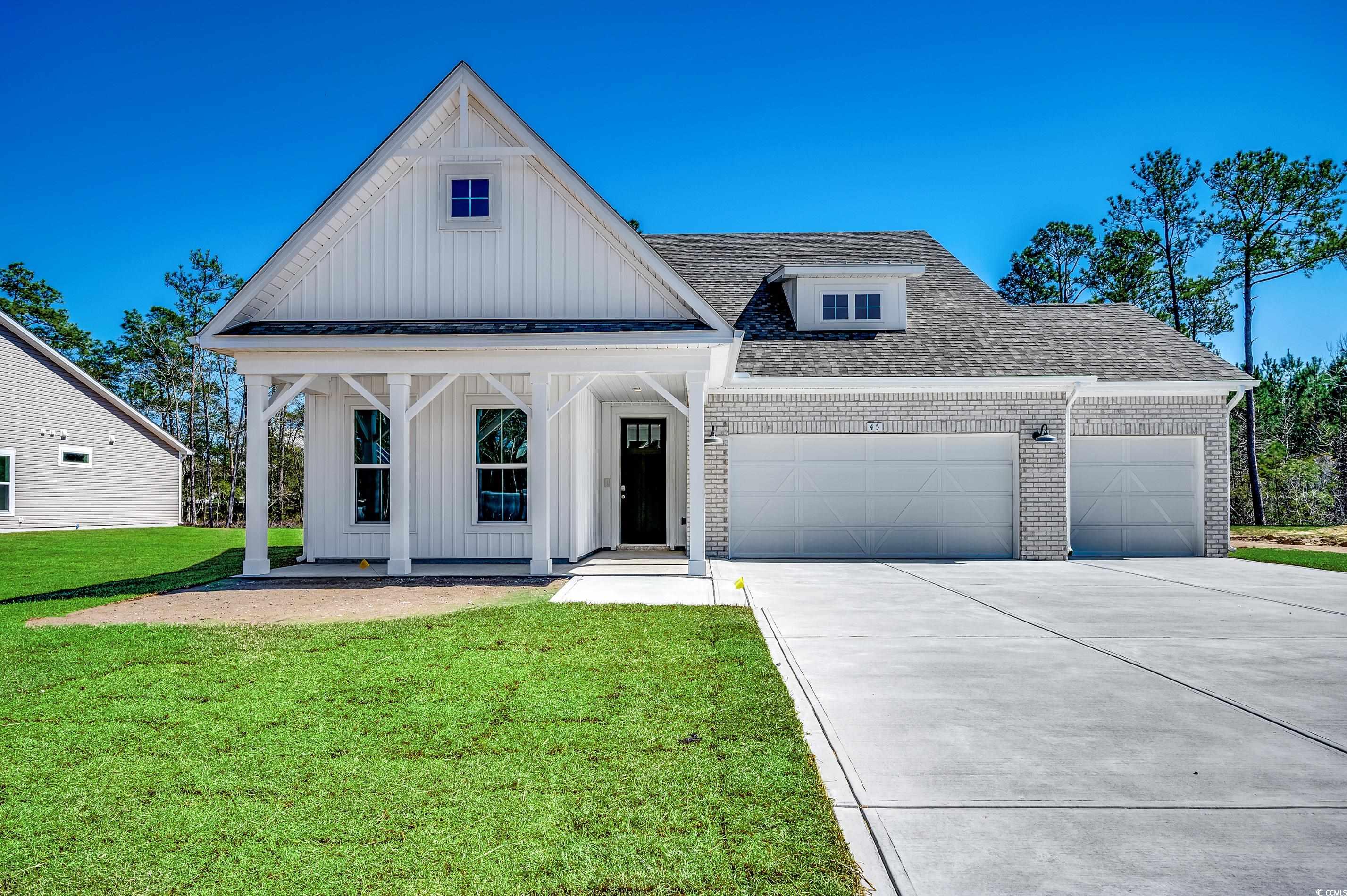 45 Northbrook Dr Murrells Inlet, SC 29576