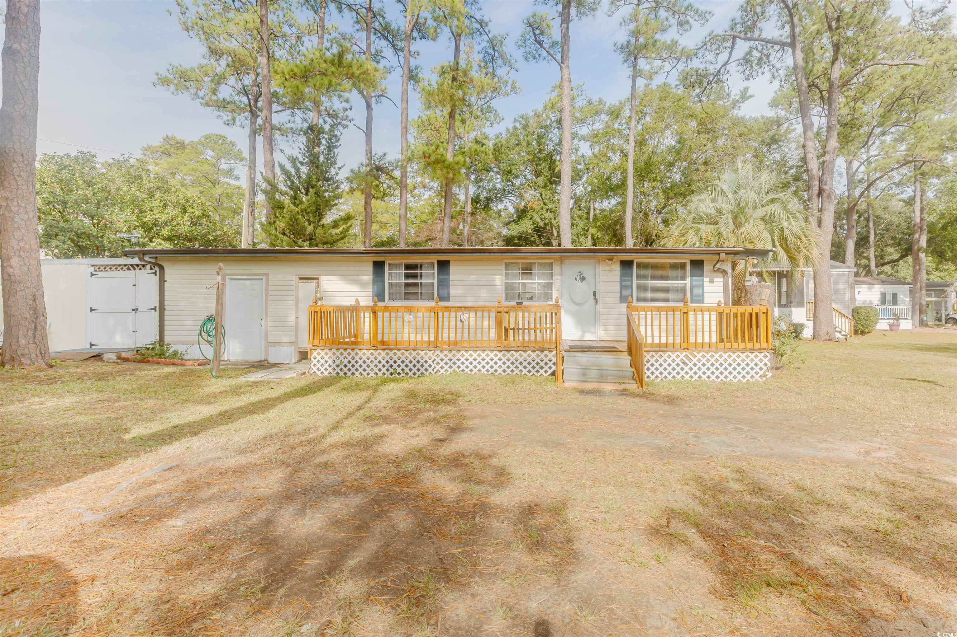 382 West Canal St. Garden City, SC 29576