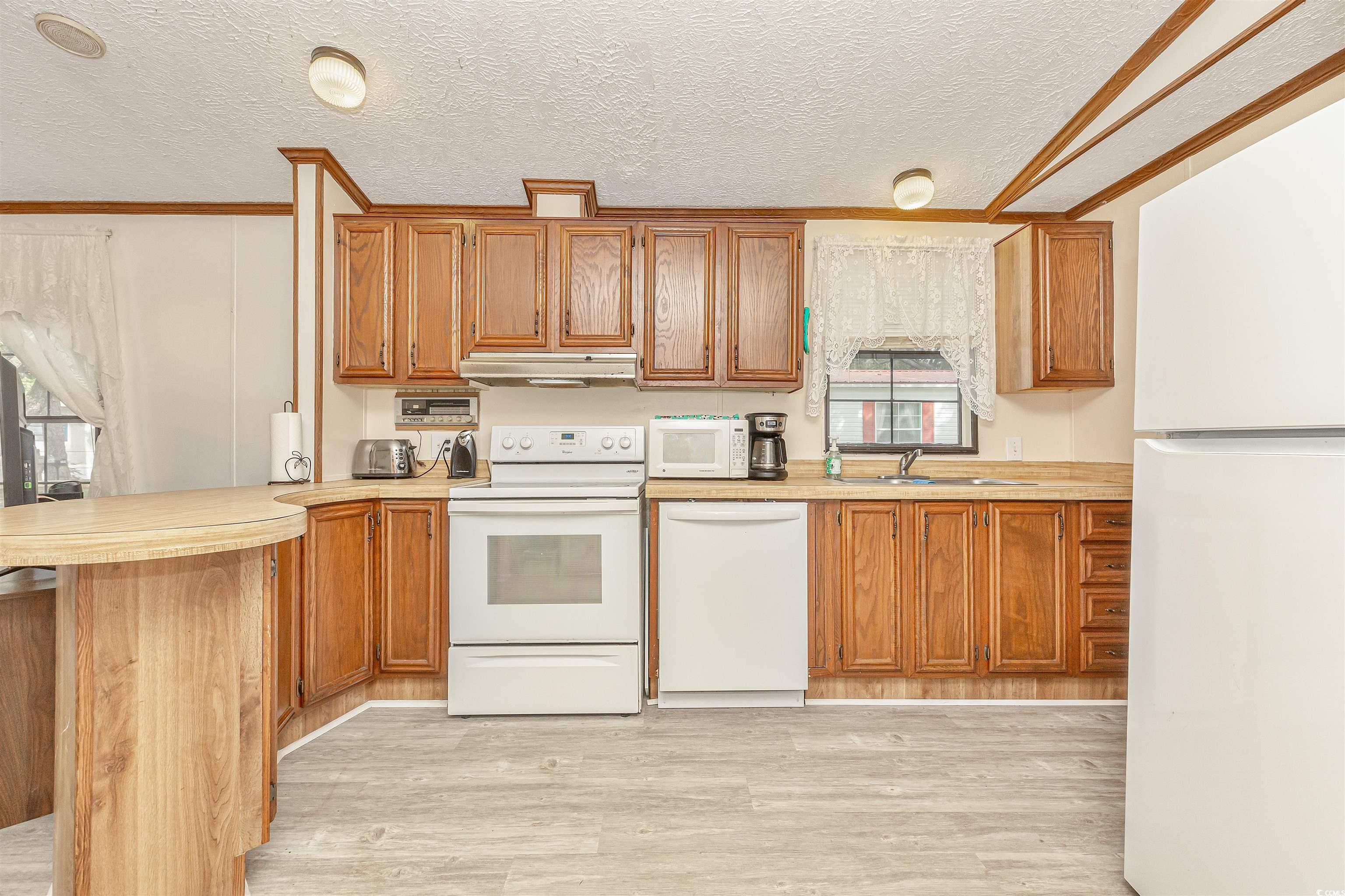 582 Mimosa Dr., Garden City Beach, South Carolina image 17