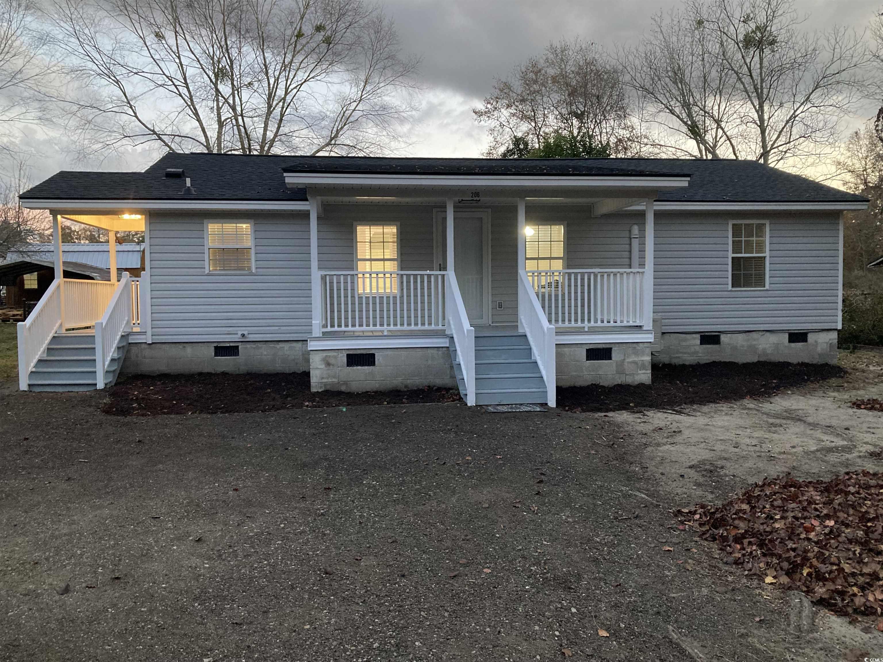 206 W Pine St. Johnsonville, SC 29555