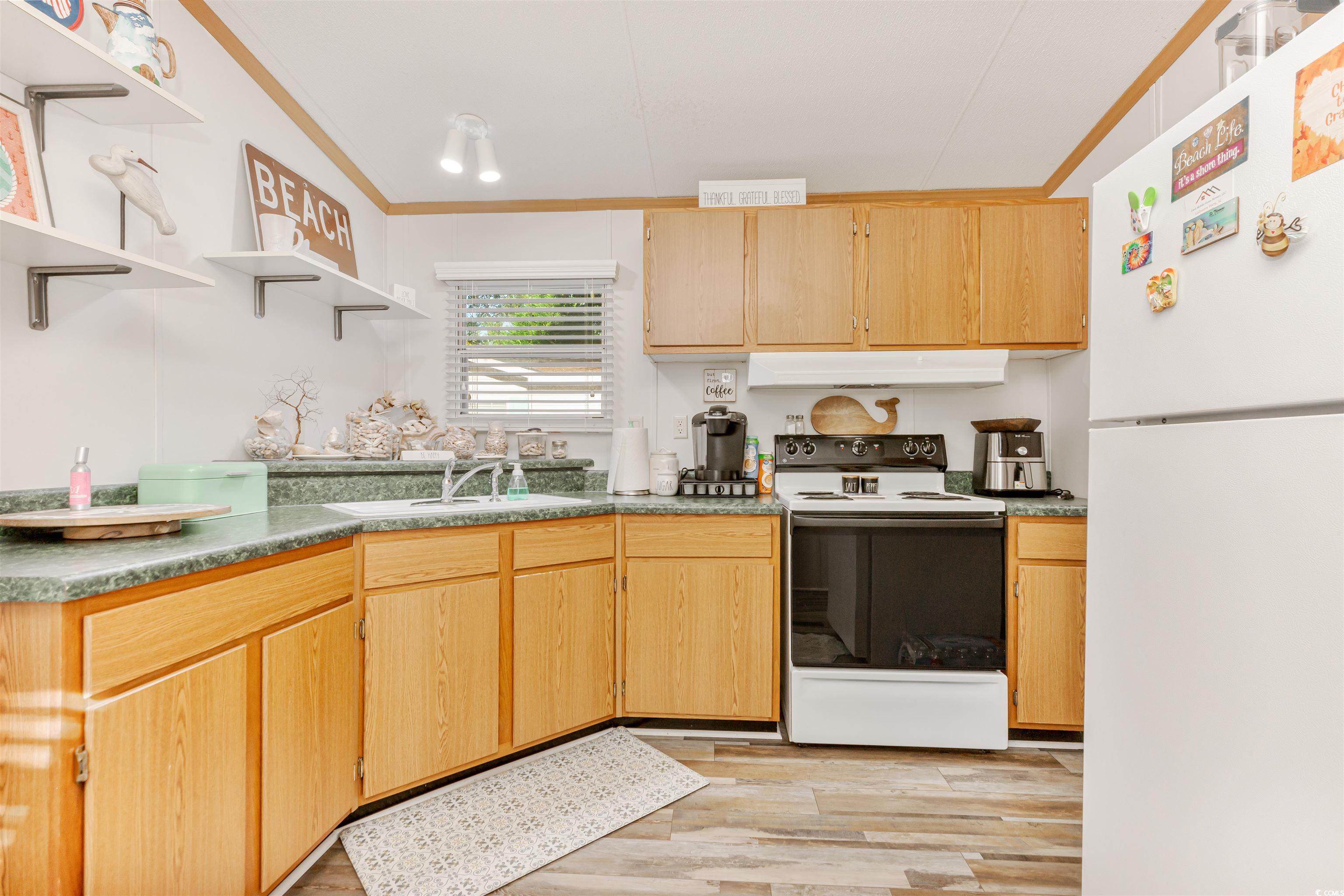 591 Mimosa Dr., Garden City Beach, South Carolina image 16