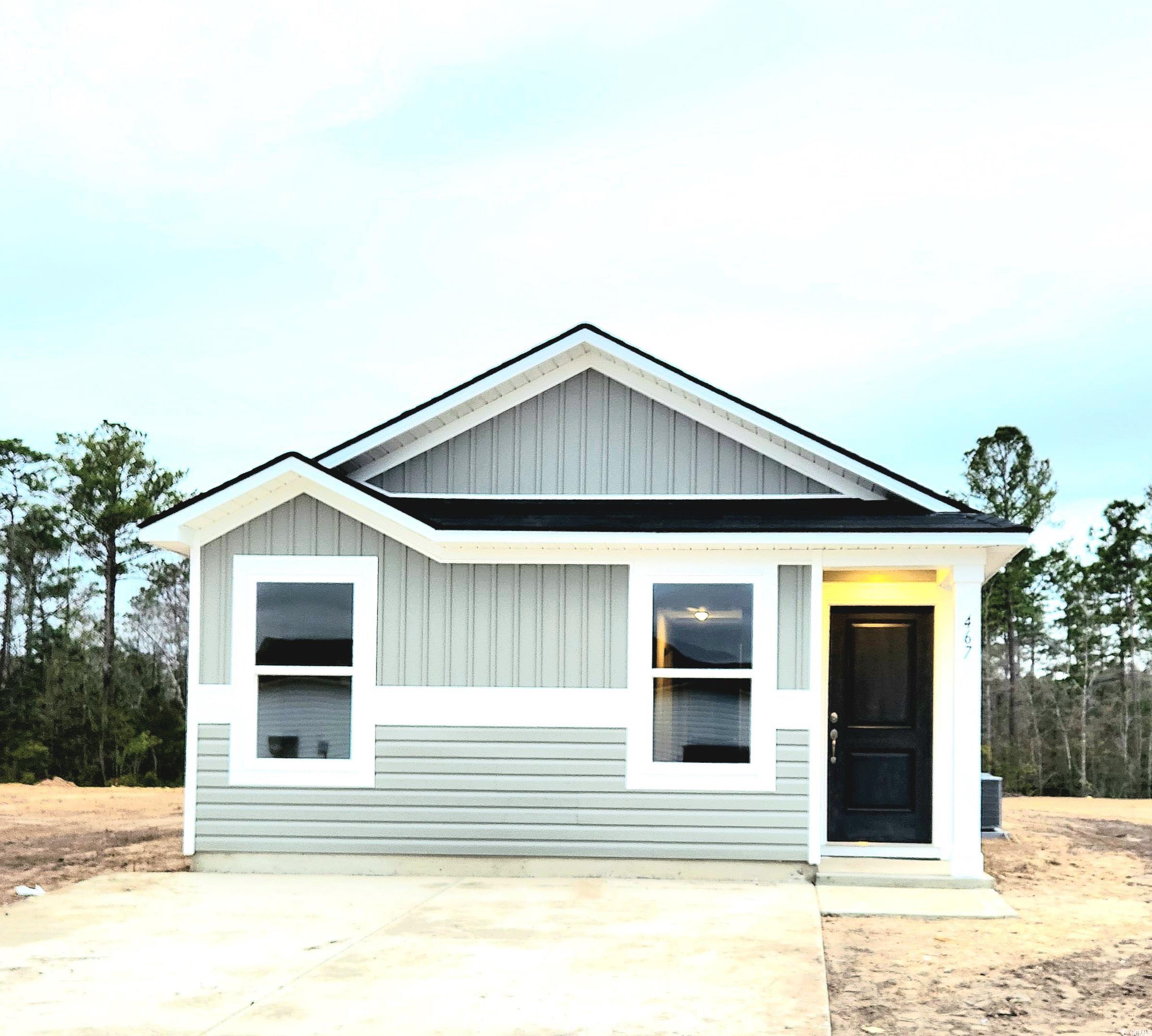 467 Ribbon Rail Way Loris, SC 29569