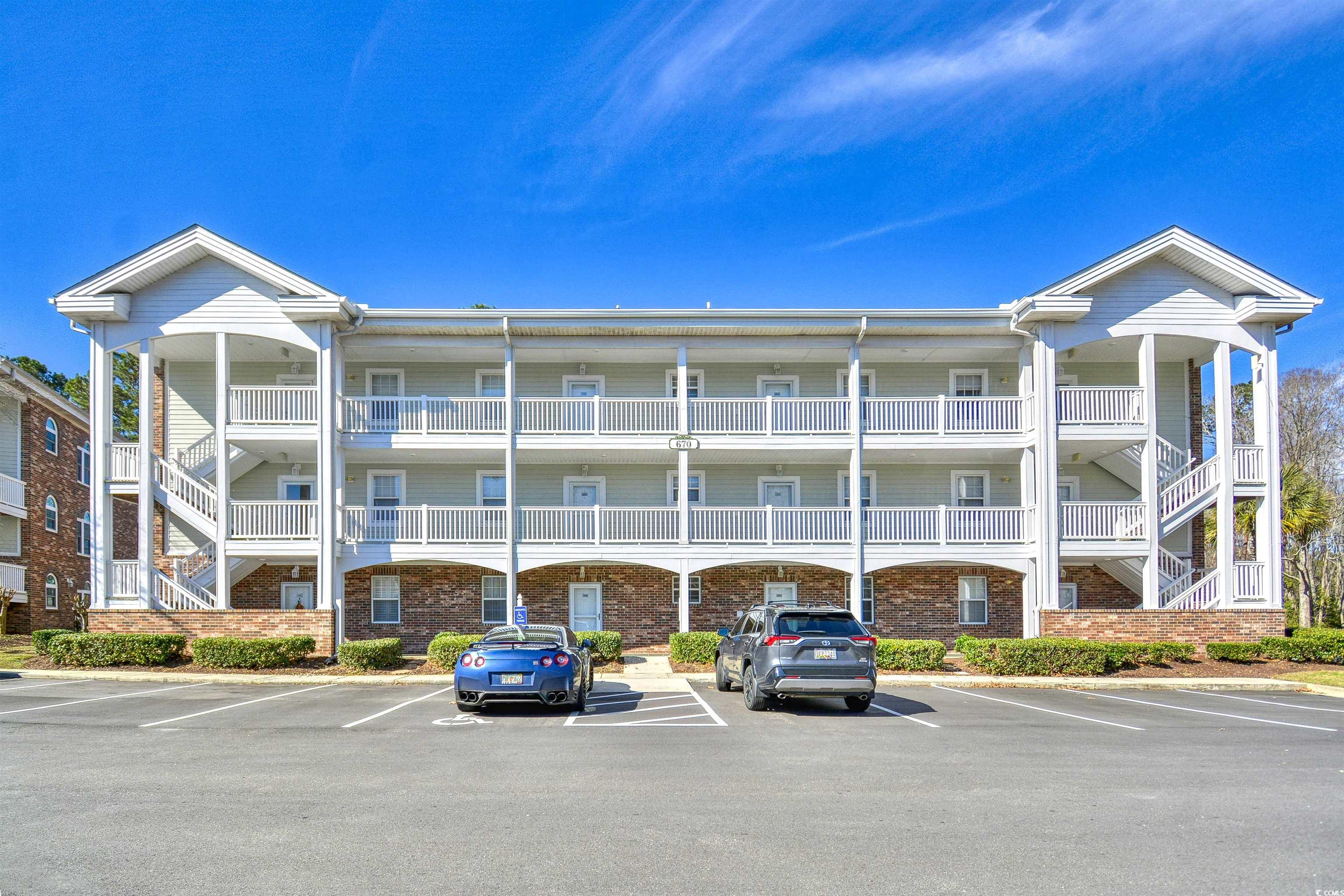 670 Riverwalk Dr. 