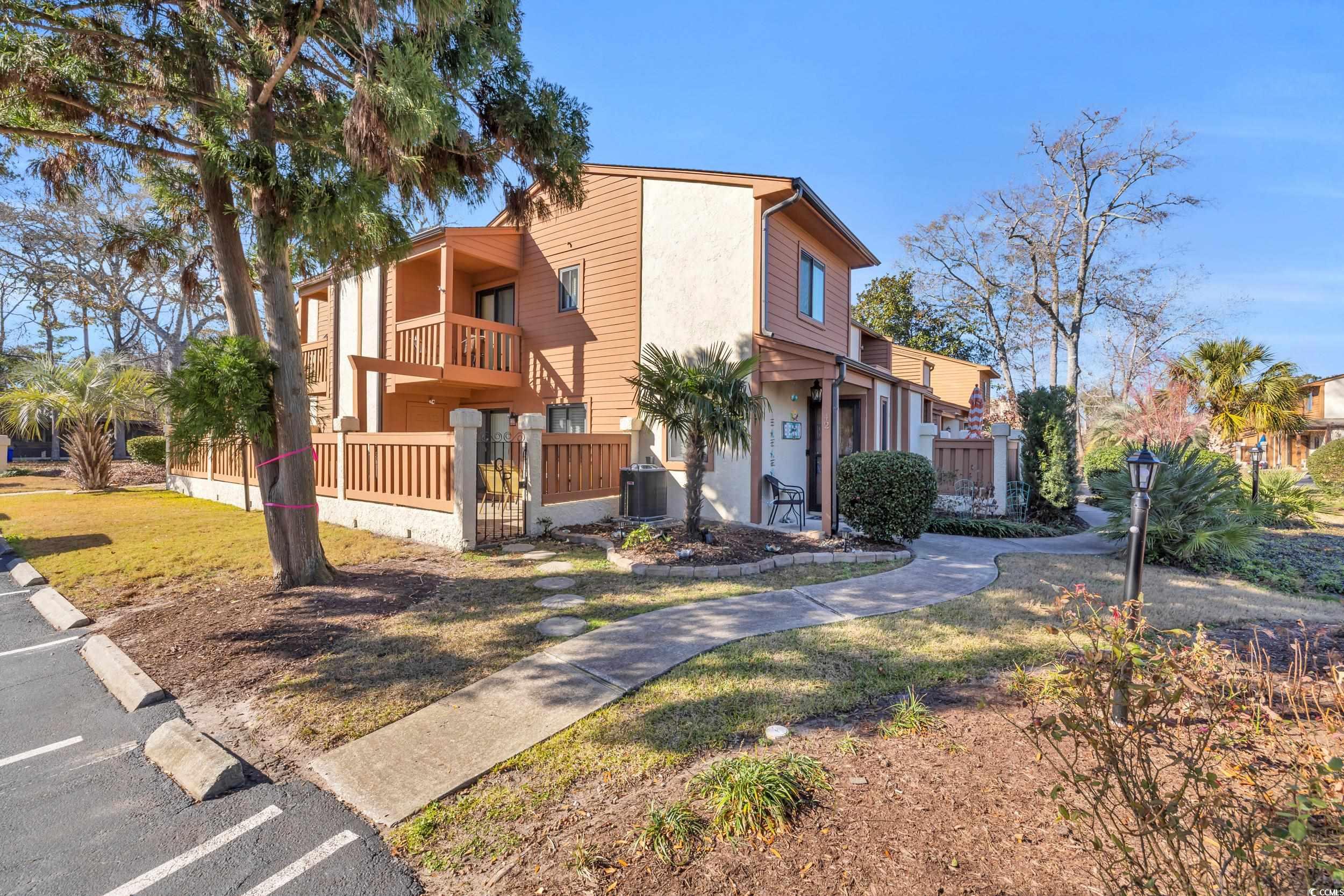 614 15th Ave. S 