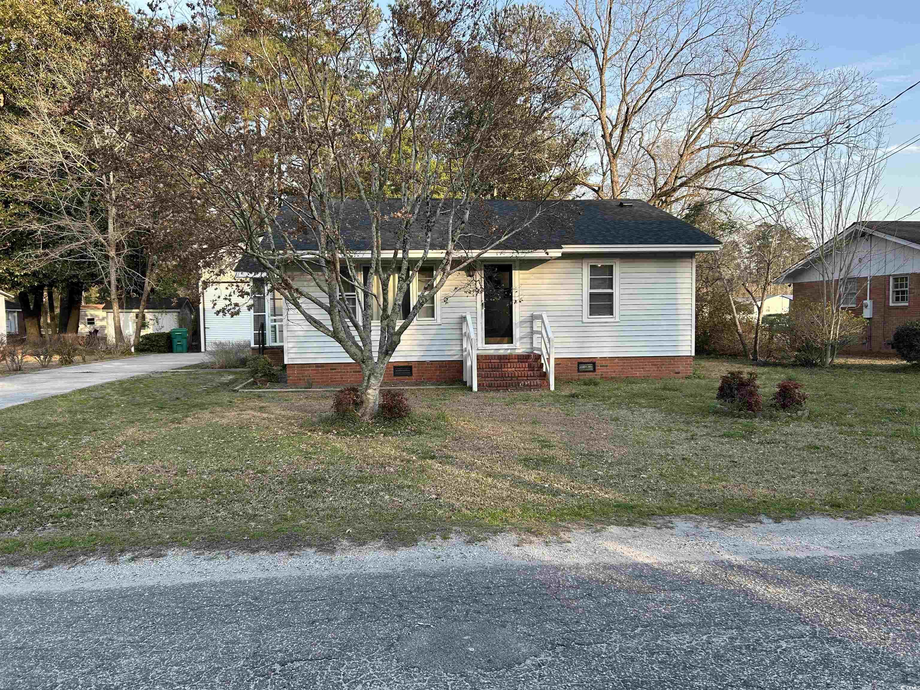 102 S Oliver Blvd. Hemingway, SC 29554