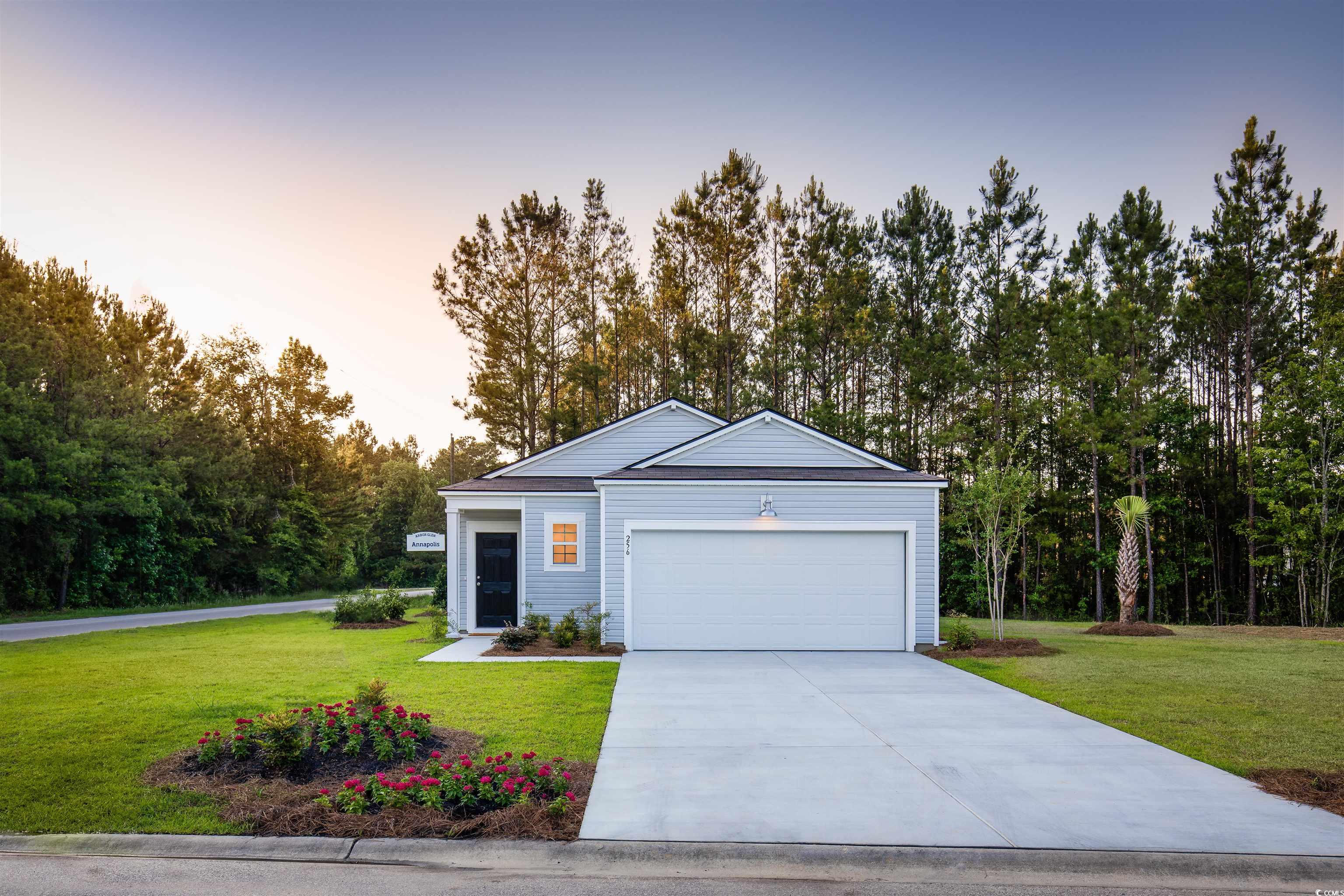 256 Warner Crossing Way Loris, SC 29569