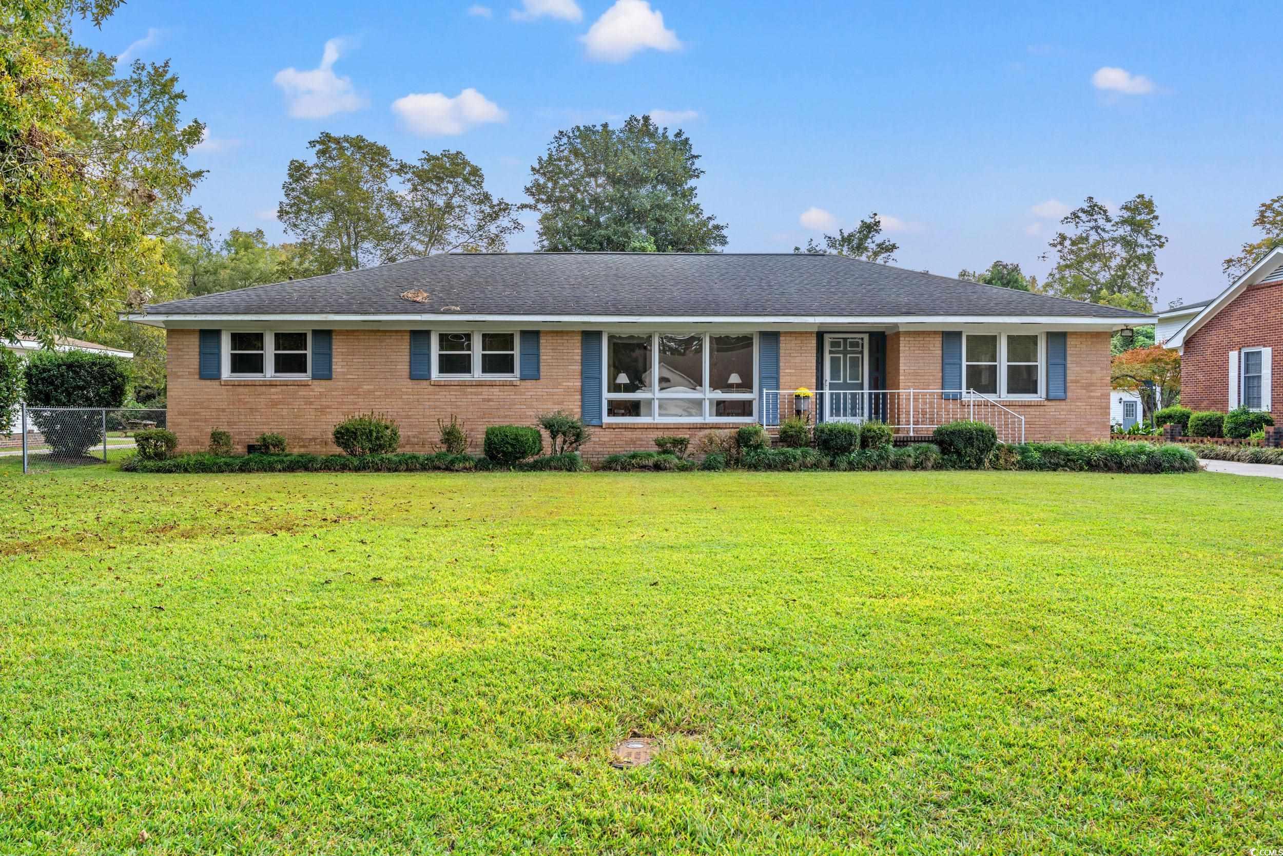 115 Carolina Ave. Mullins, SC 29574