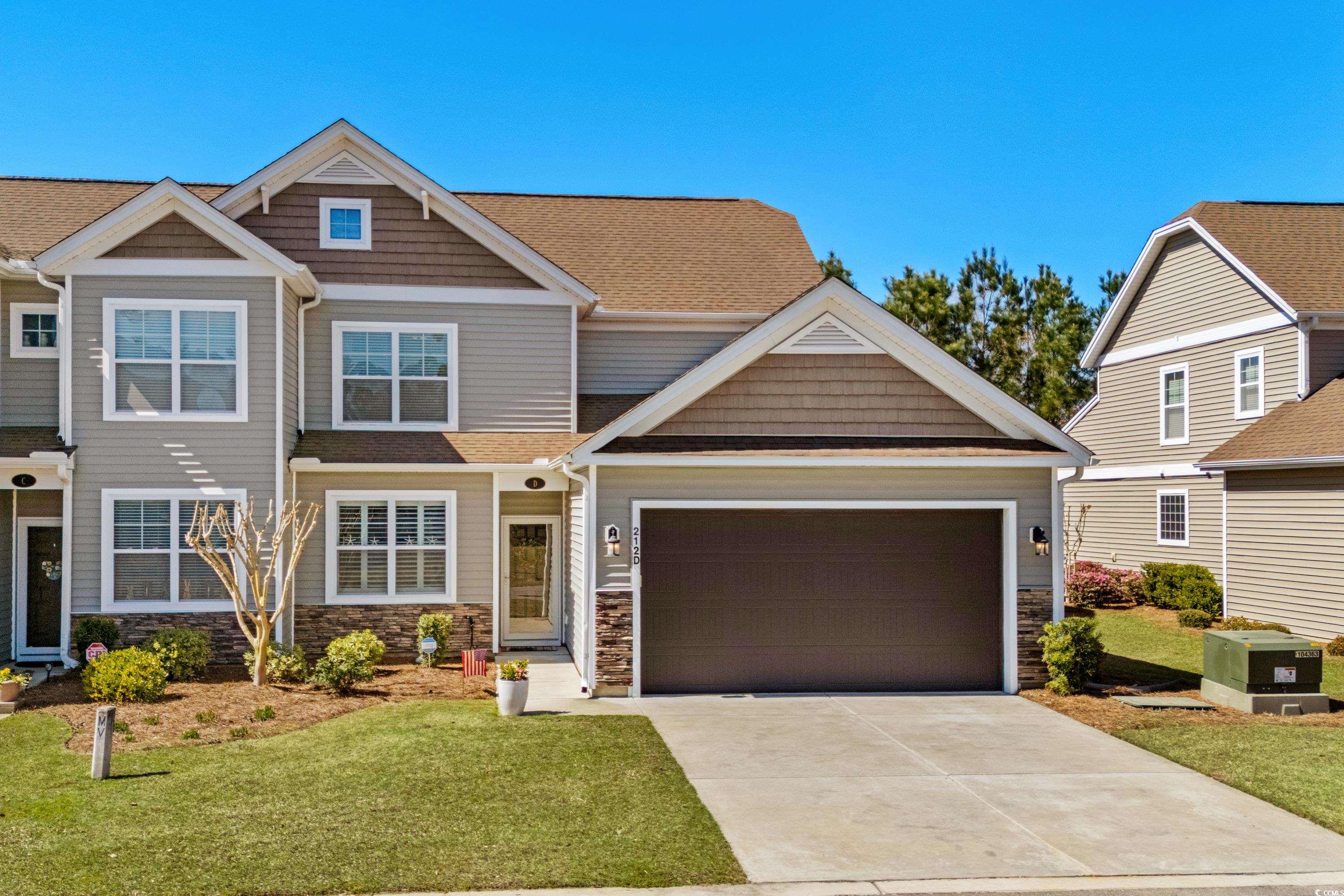 212 Machrie Loop 