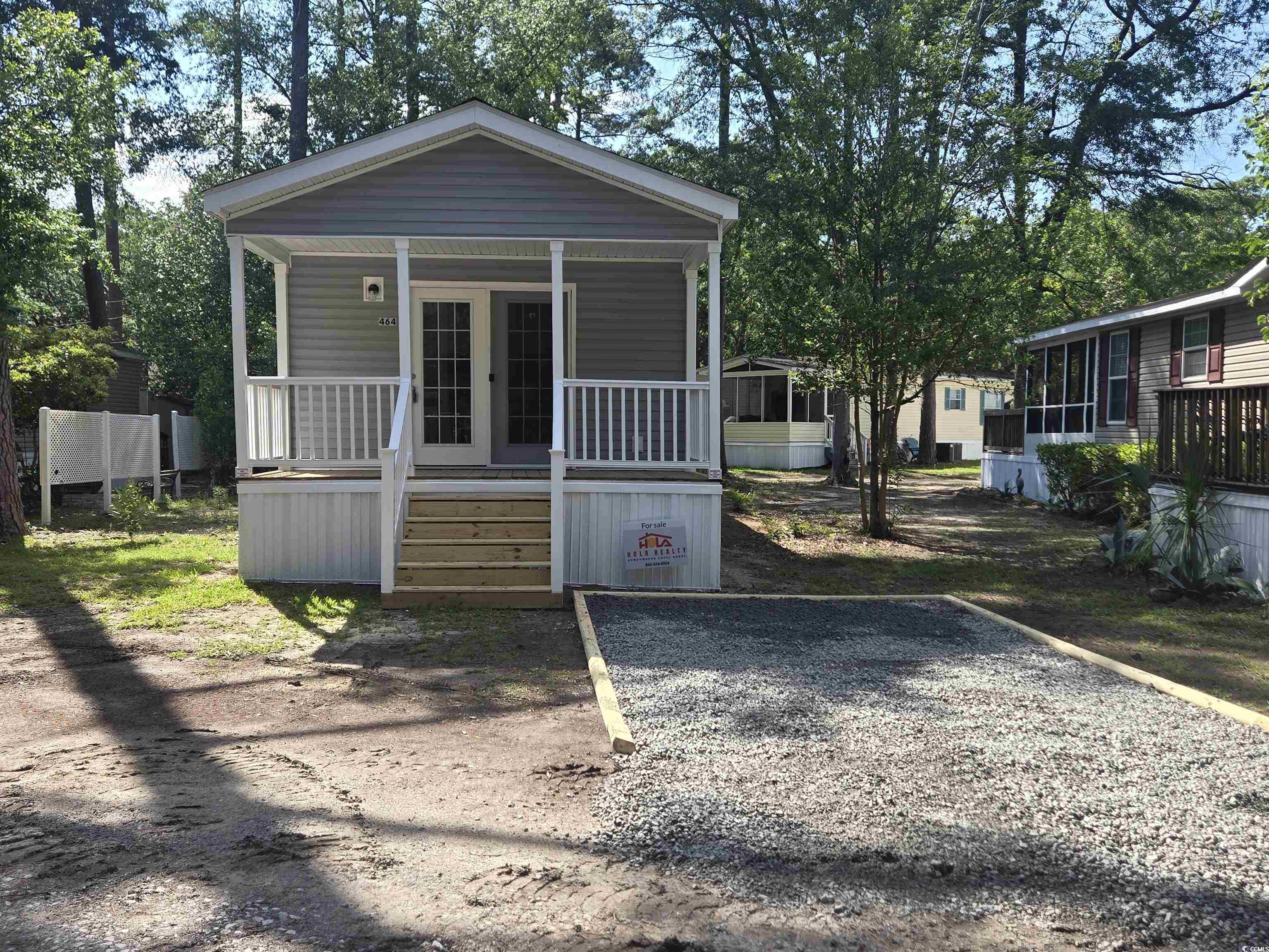 464 W Banks Dr. Garden City, SC 29576
