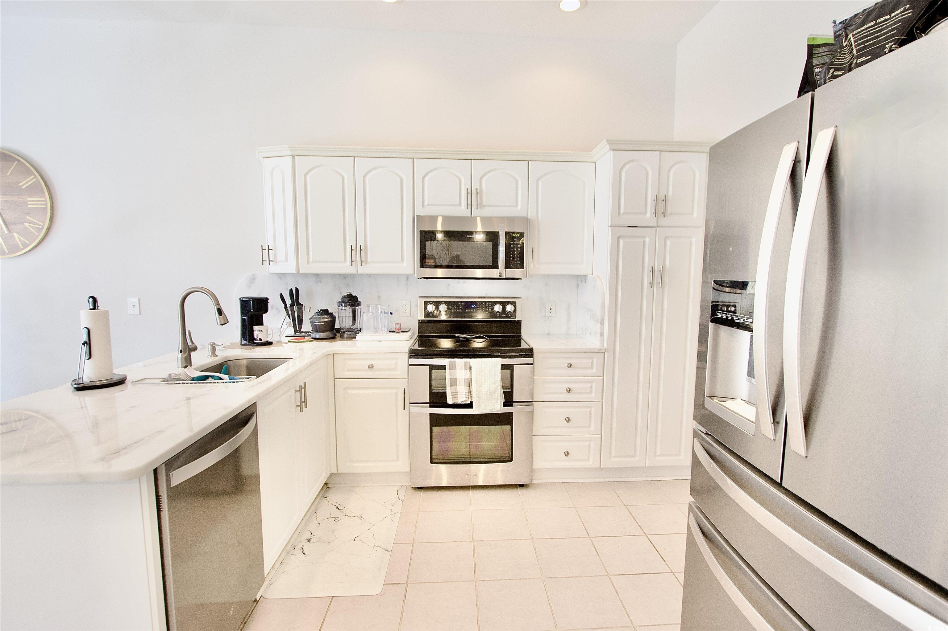 2017 N Berwick Dr.