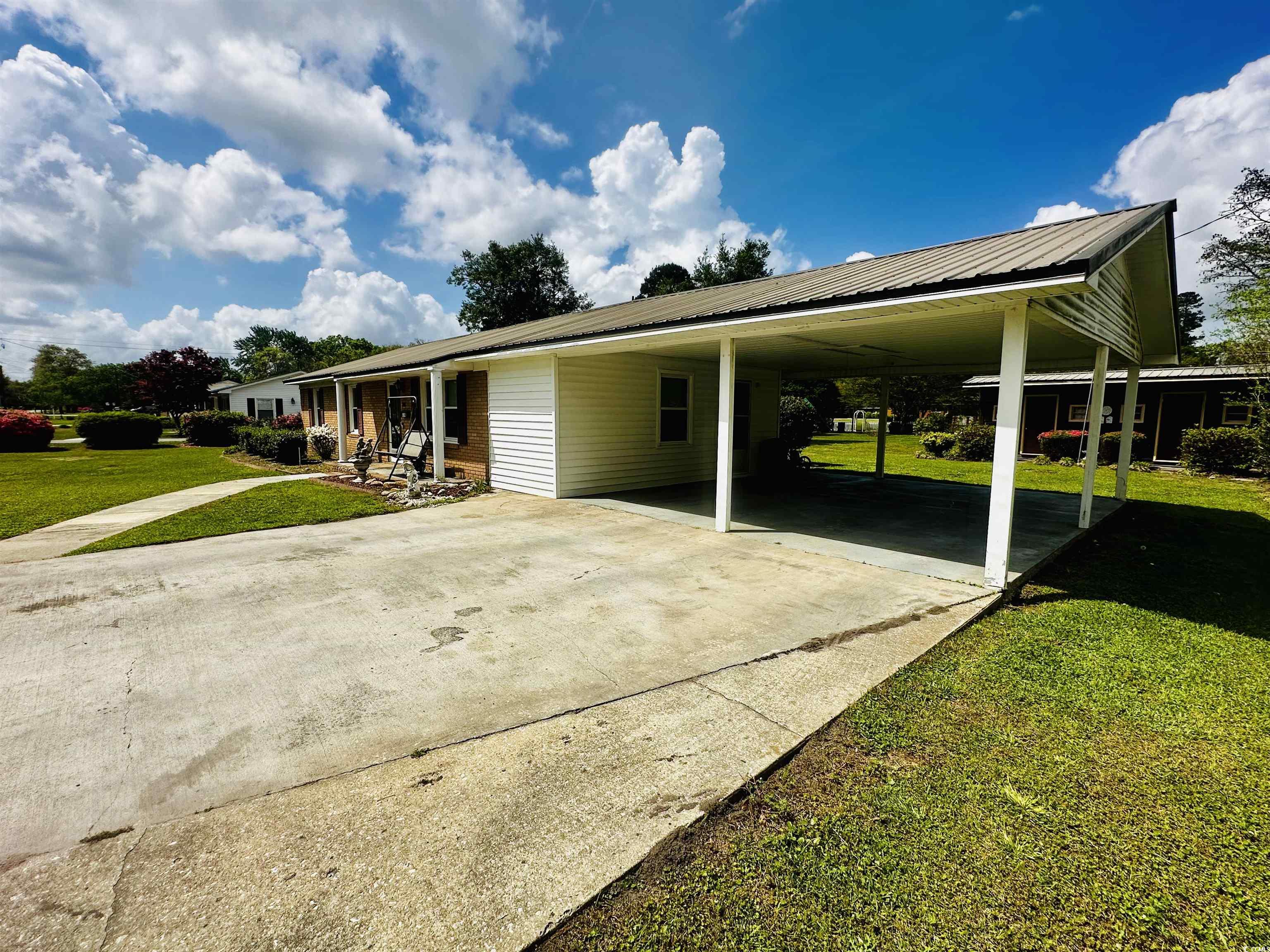 610 S Poplar Ave., Andrews, South Carolina image 2