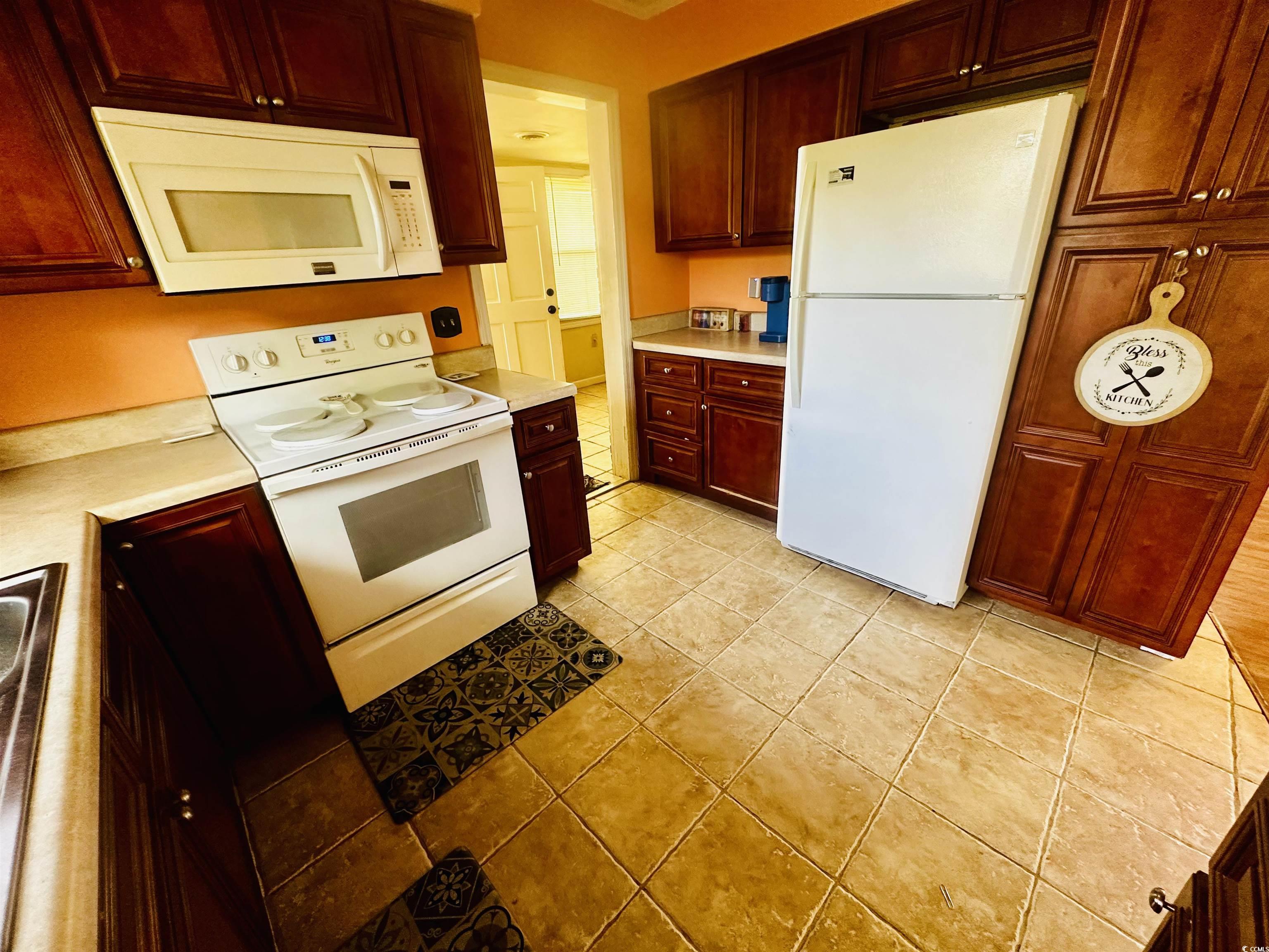 610 S Poplar Ave., Andrews, South Carolina image 8
