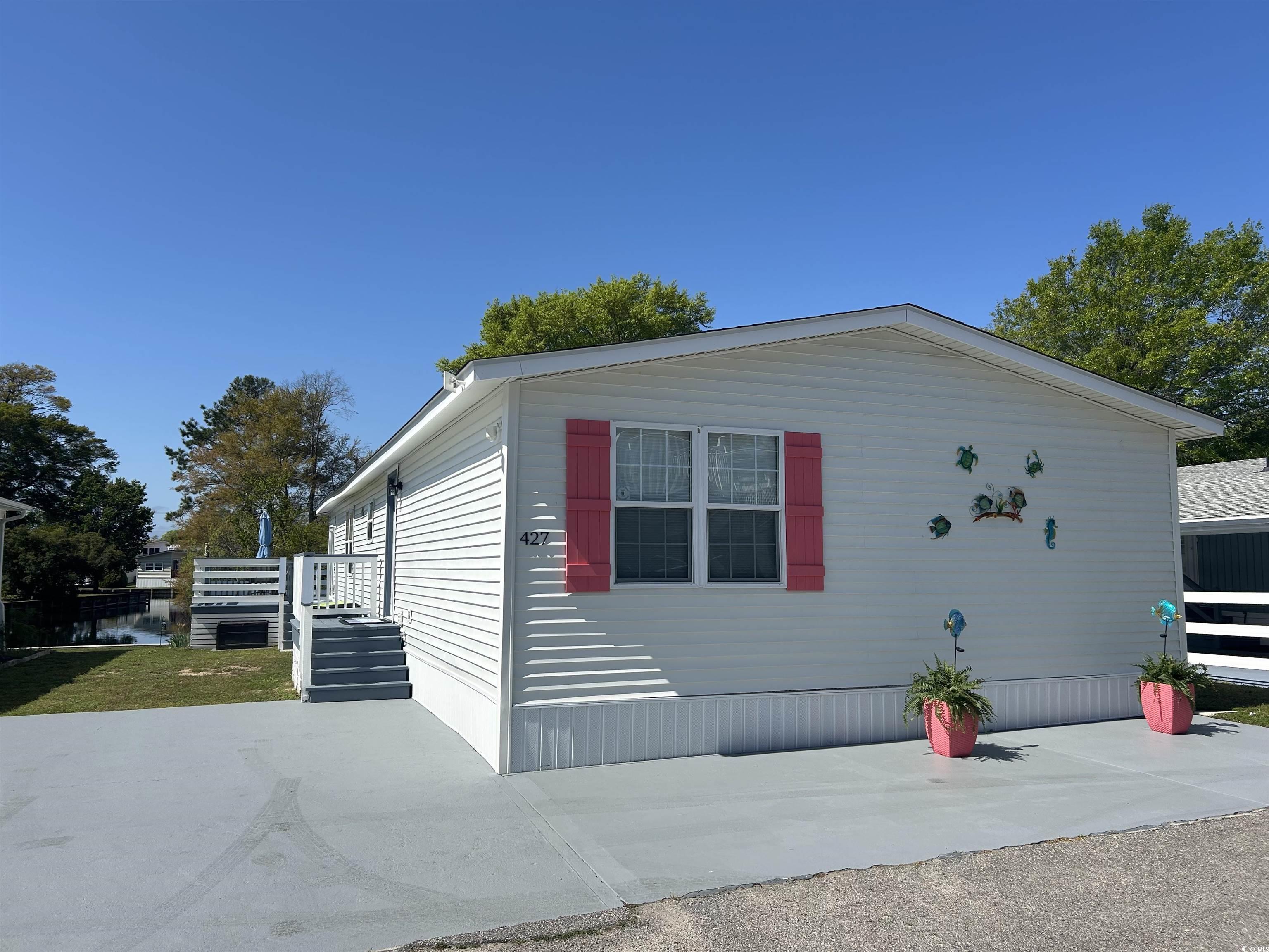 427 Meadowlark Dr. Surfside Beach, SC 29575