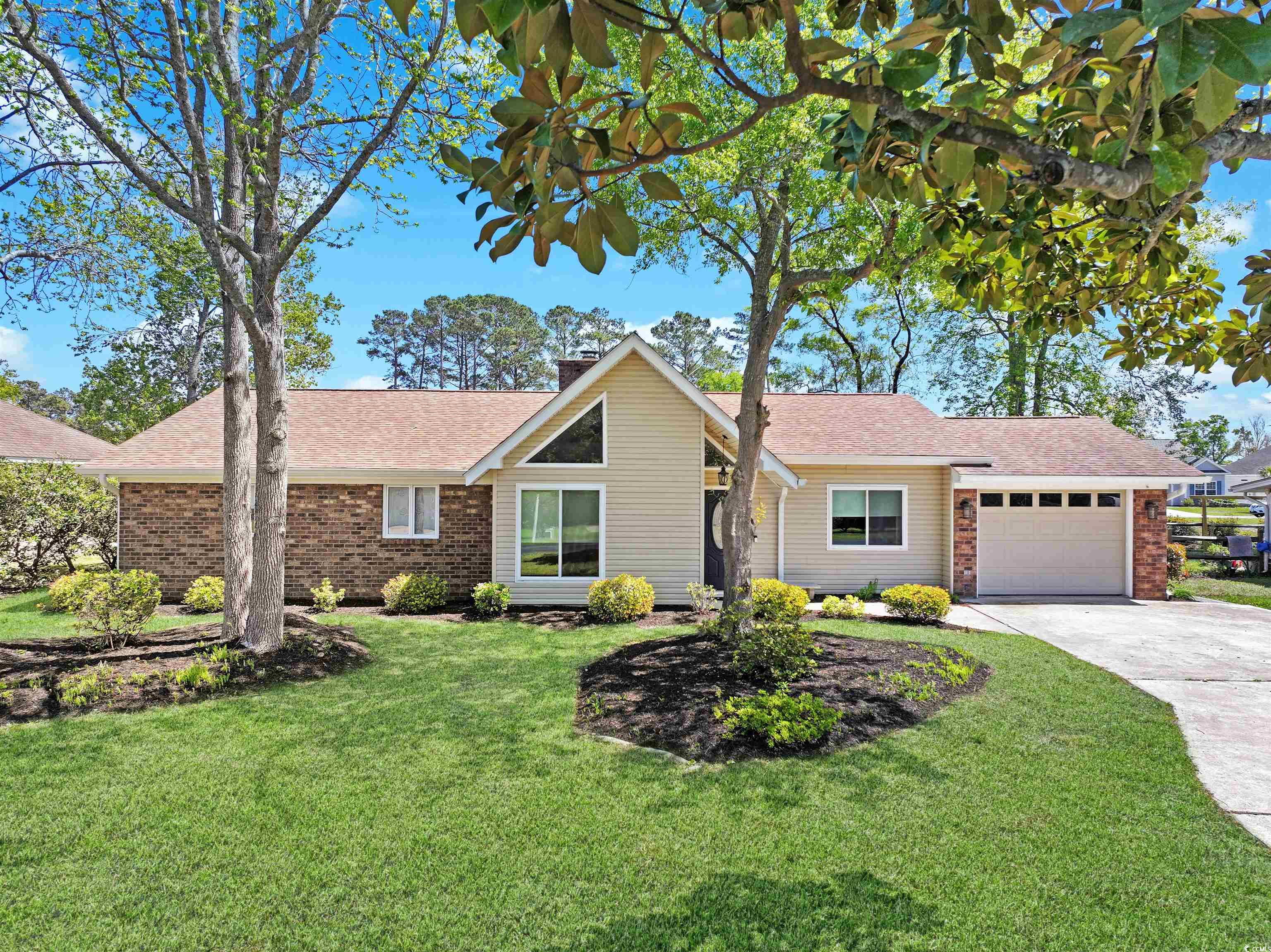 584 Circle Dr. Surfside Beach, SC 29575