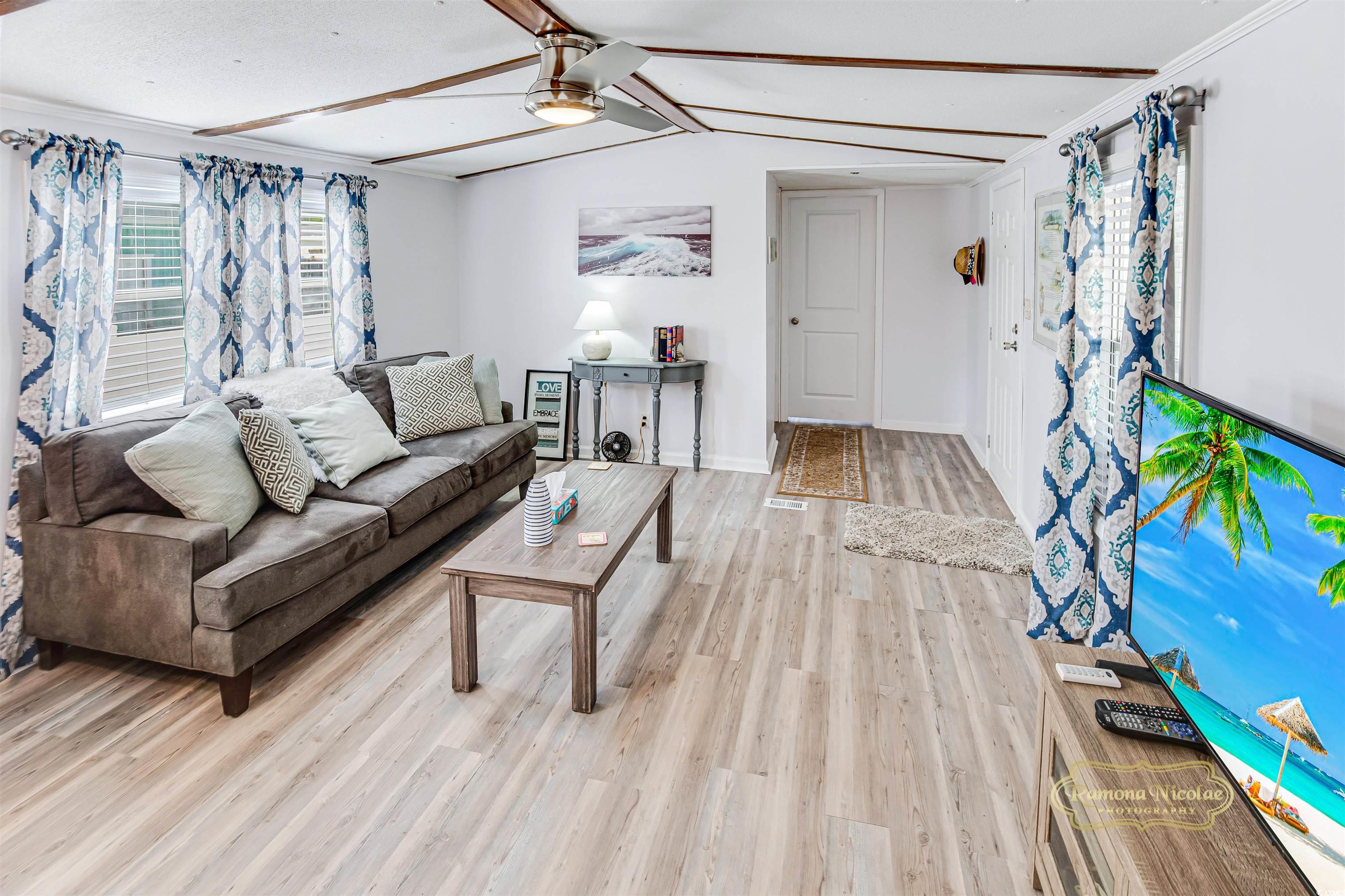 339 Vista Dr., Garden City Beach, South Carolina image 5