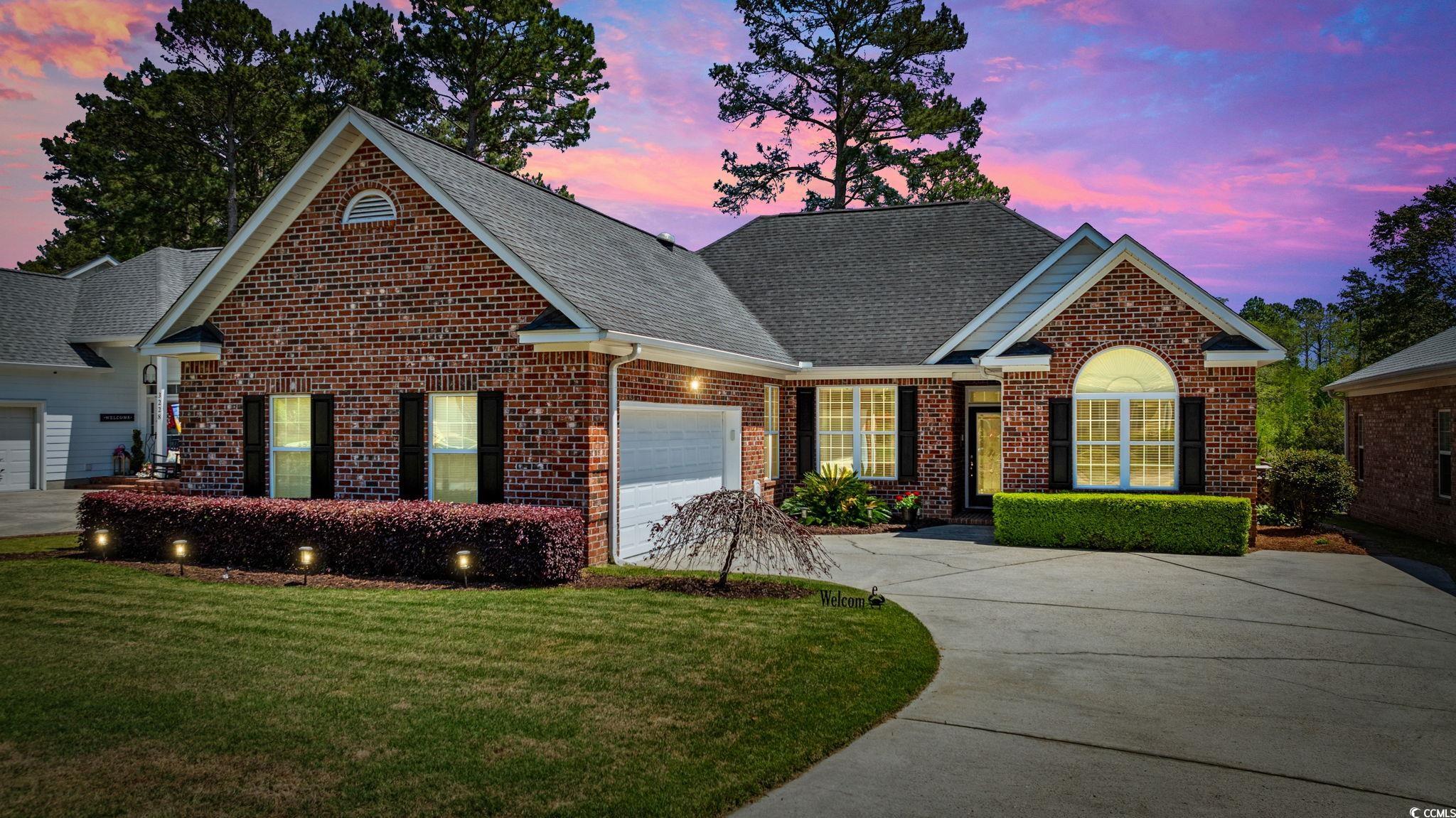 3224 Hermitage Dr. Little River, SC 29566