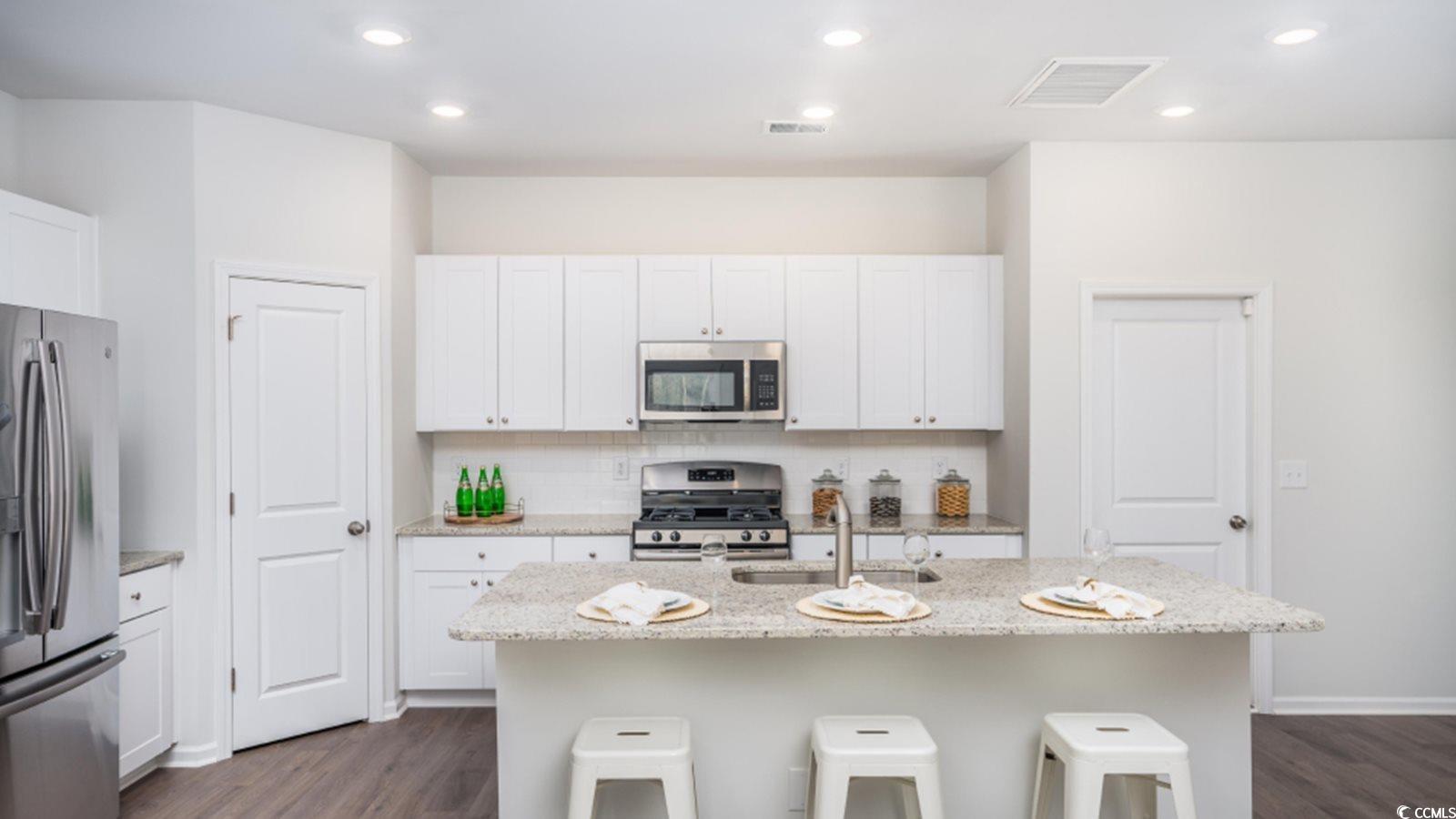 378 Ladyfish Loop, Sunset Beach, North Carolina image 2