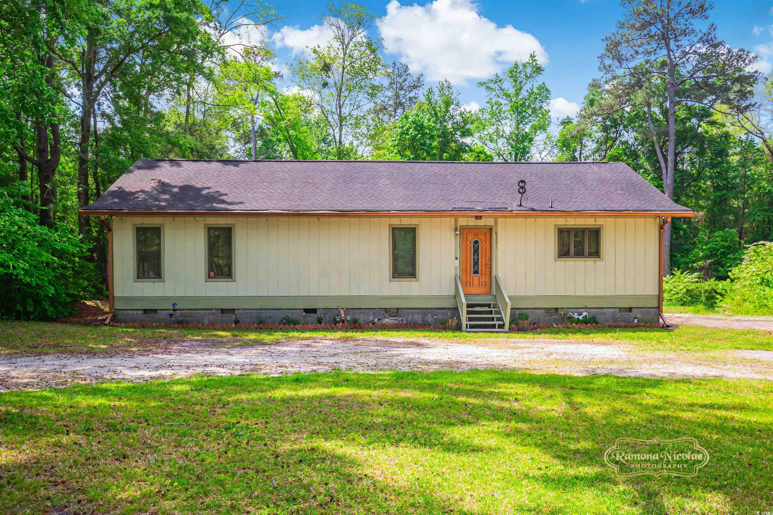 4391 Party Pines Rd. Conway, SC 29526