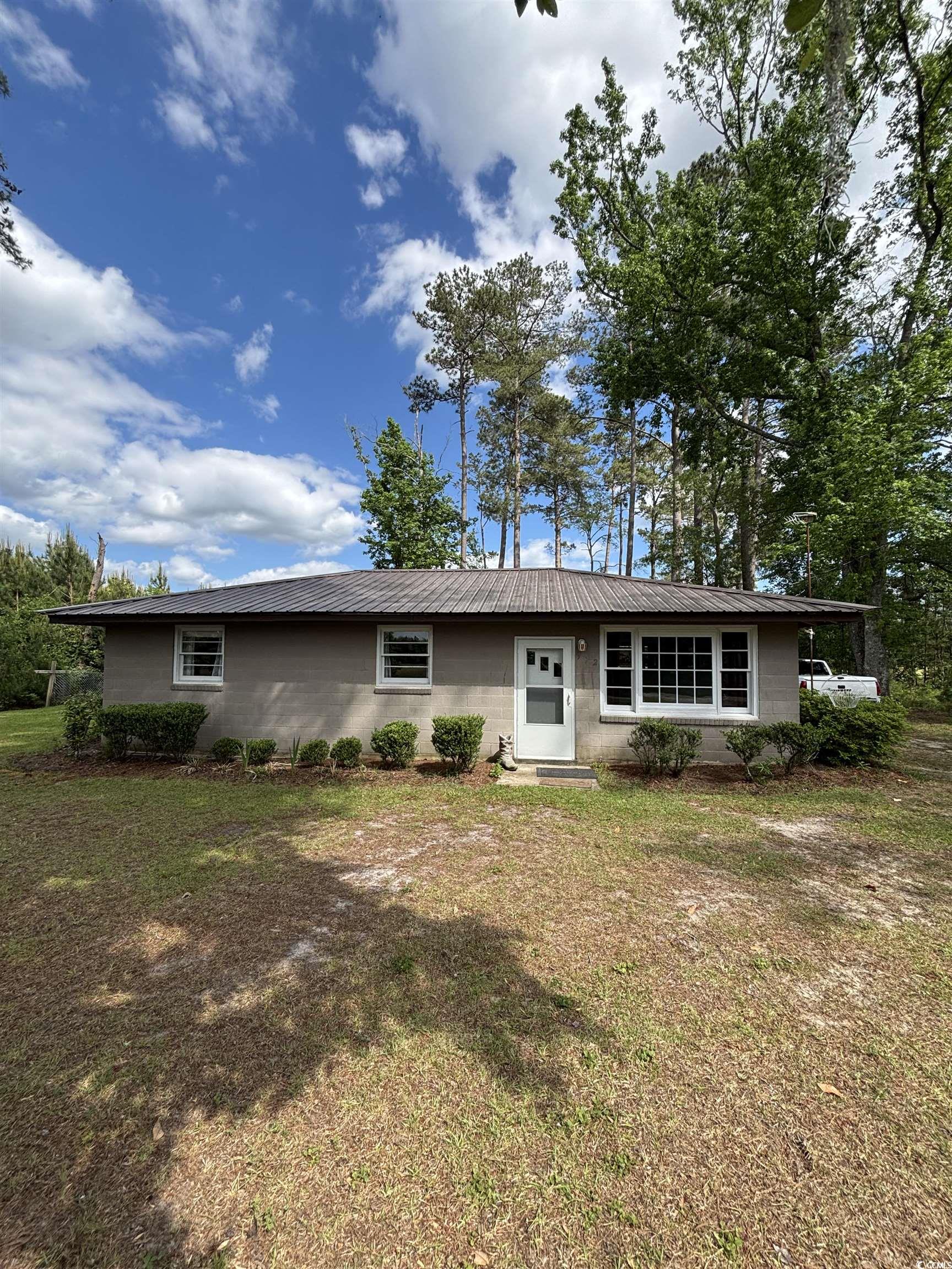 972 Mount Carmel Rd. Hemingway, SC 29554