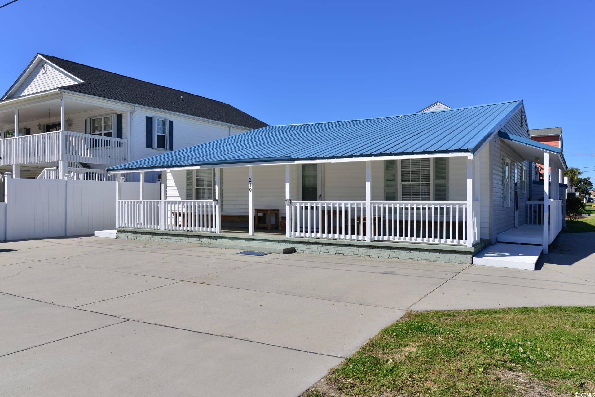 219 27th Ave. N North Myrtle Beach, SC 29582