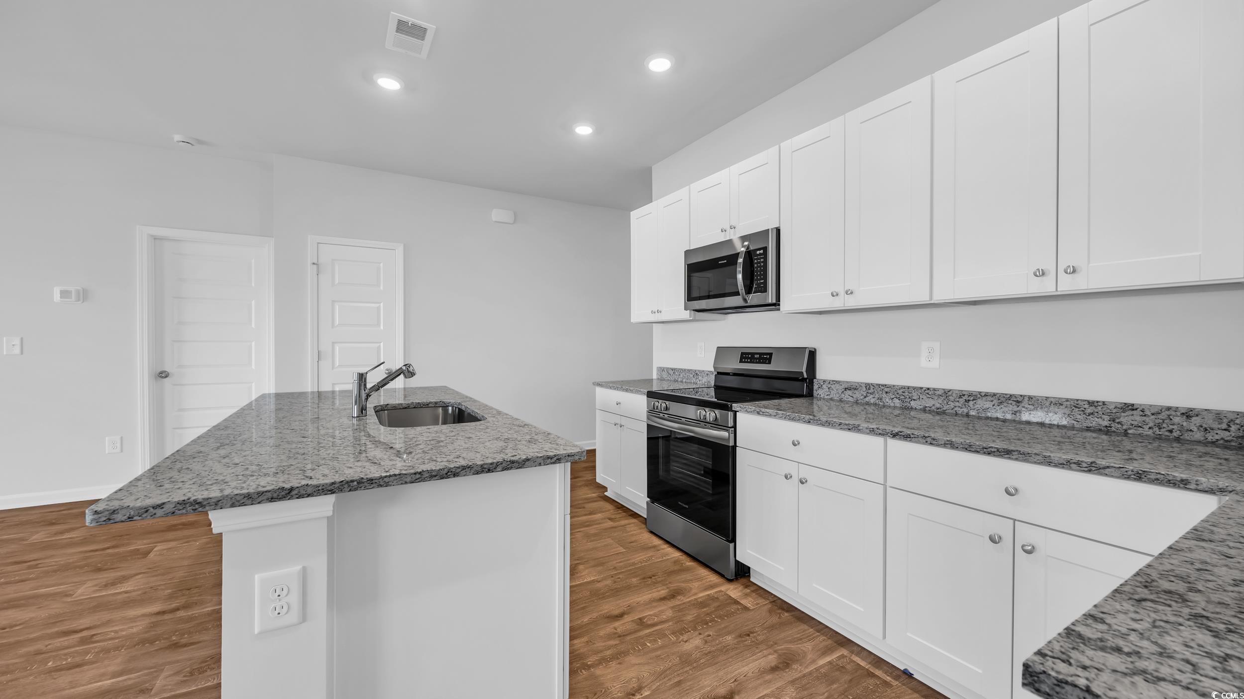 1368 Palm Springs Paloma Dr