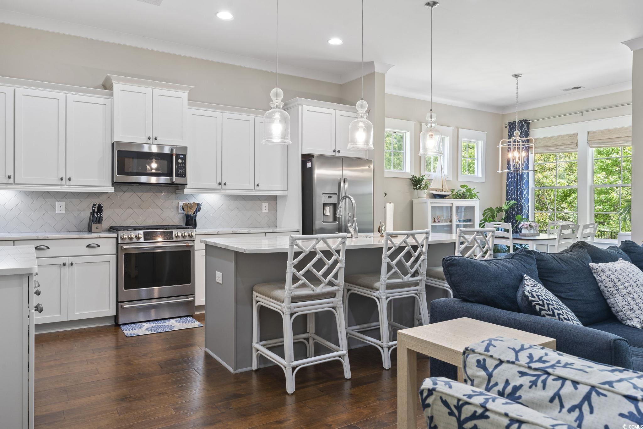 1007 Longwood Bluffs Circle, Murrells Inlet, South Carolina image 4