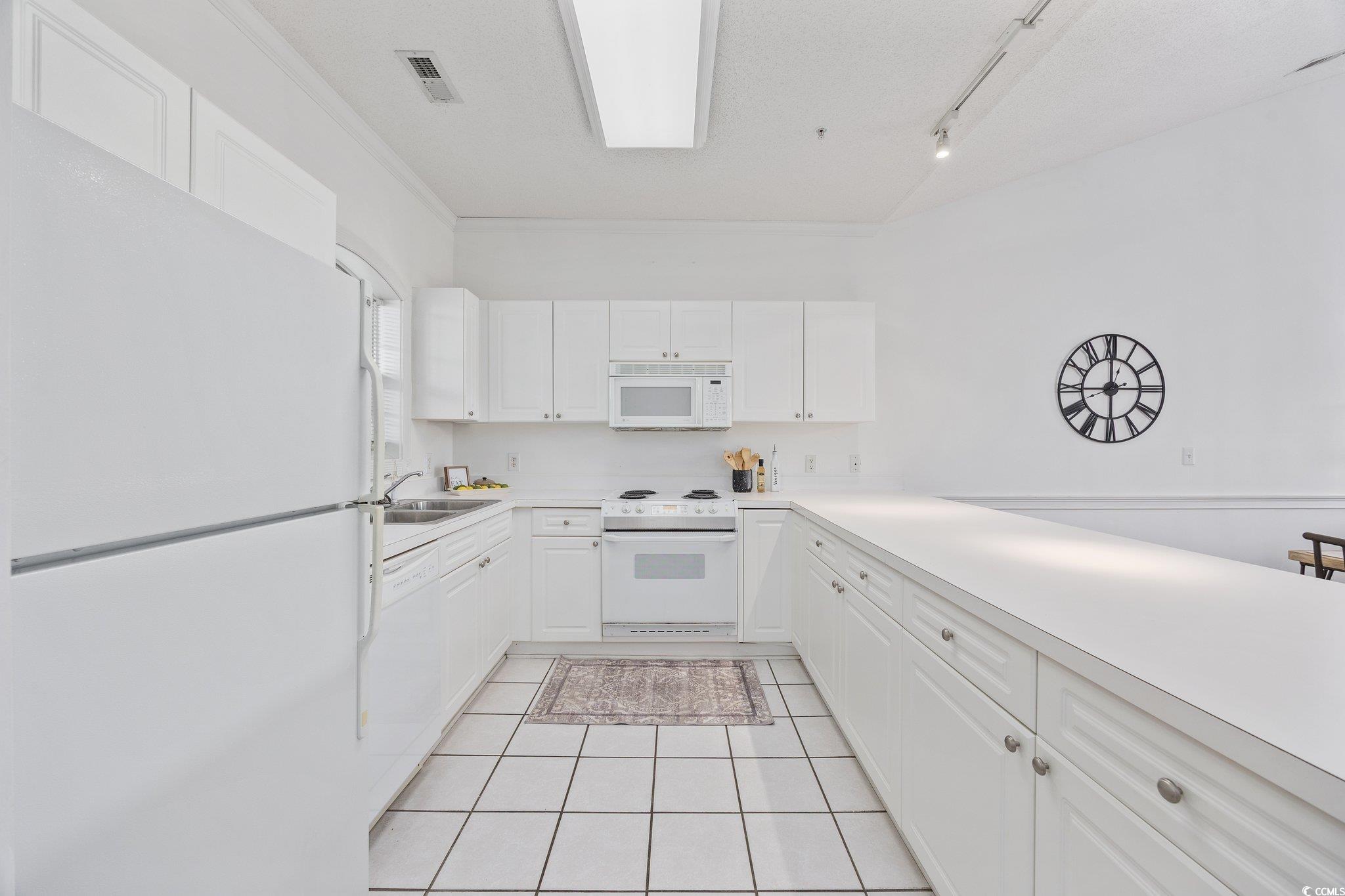 4879 Dahlia Ct. #302, Myrtle Beach, South Carolina image 3